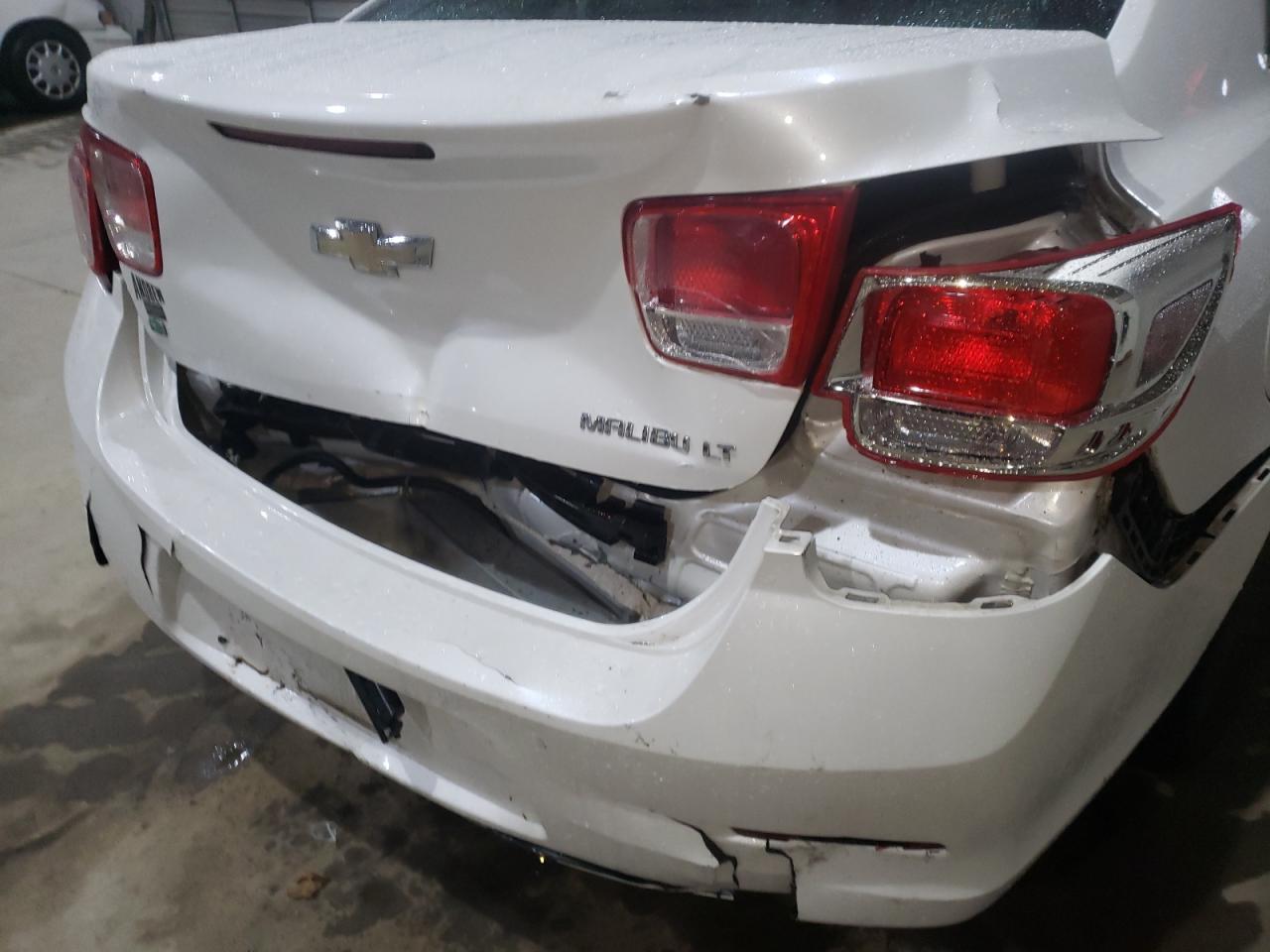 Photo 9 from auction – 2015 CHEVROLET MALIBU 2LT with VIN 1G11D5SL8FF352013