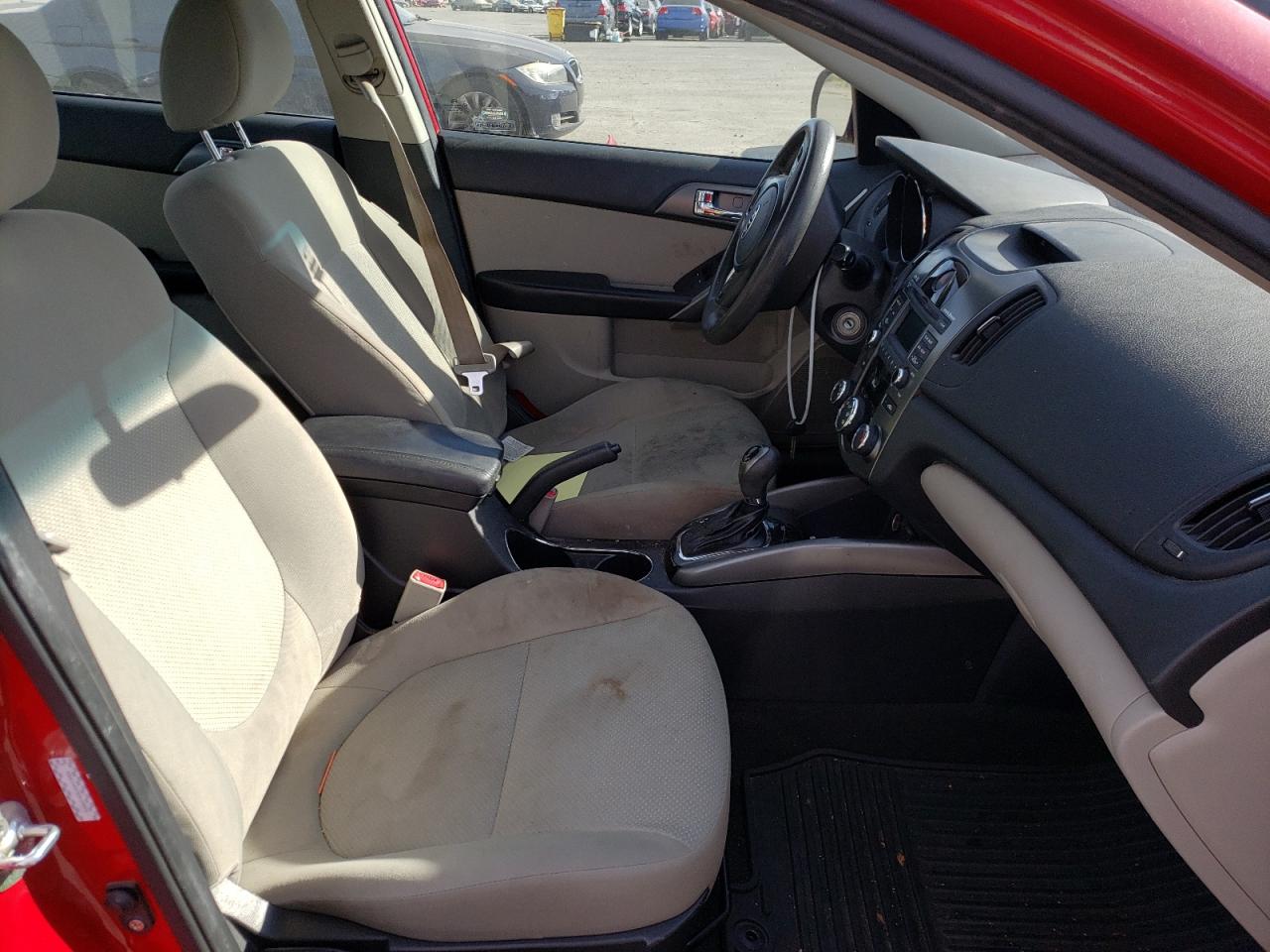 Photo 5 from auction – 2013 KIA FORTE EX with VIN KNAFU4A24D5725970
