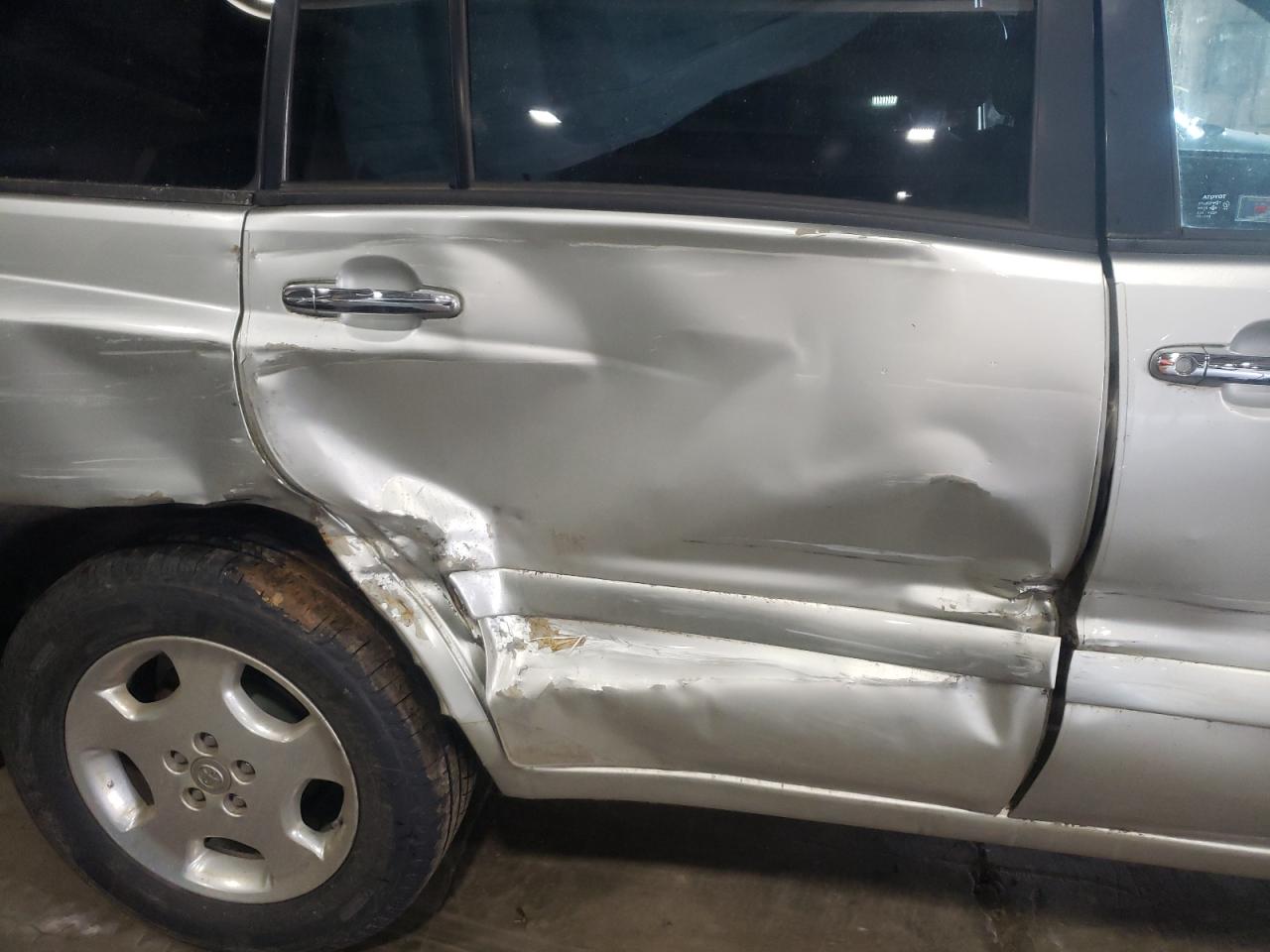 Photo 9 from auction – 2006 TOYOTA HIGHLANDER with VIN JTEEP21A160169582