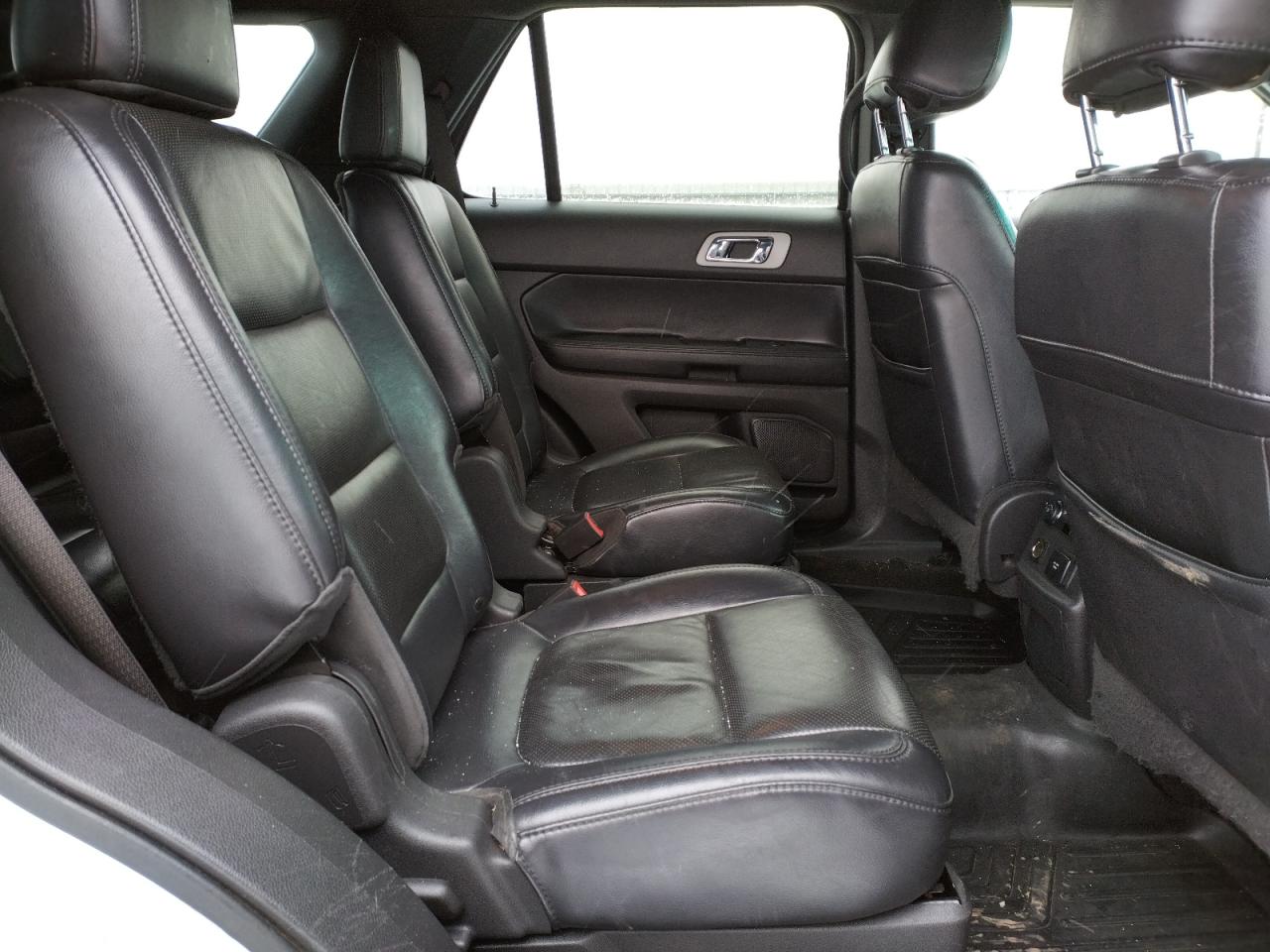 Photo 6 from auction – 2012 FORD EXPLORER L with VIN 1FMHK7F89CGA23383