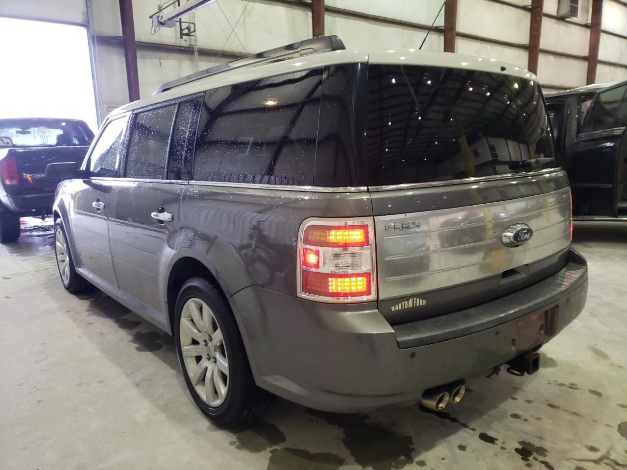 Photo 3 from auction – 2010 FORD FLEX LIMIT with VIN 2FMGK5DC9ABA90805