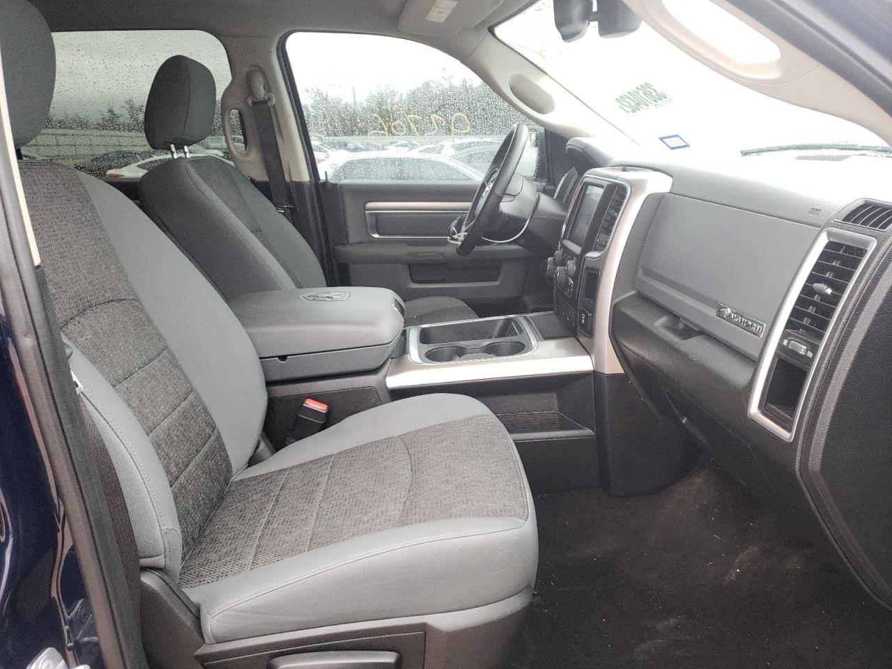 Photo 5 from auction – 2018 RAM 1500 SLT with VIN 3C6RR7LT6JG146404