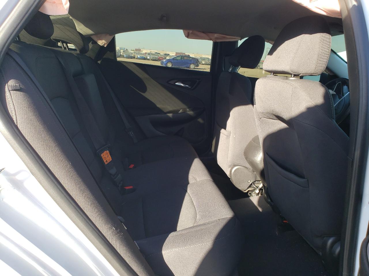 Photo 6 from auction – 2017 CHEVROLET MALIBU LS with VIN 1G1ZB5ST1HF211361