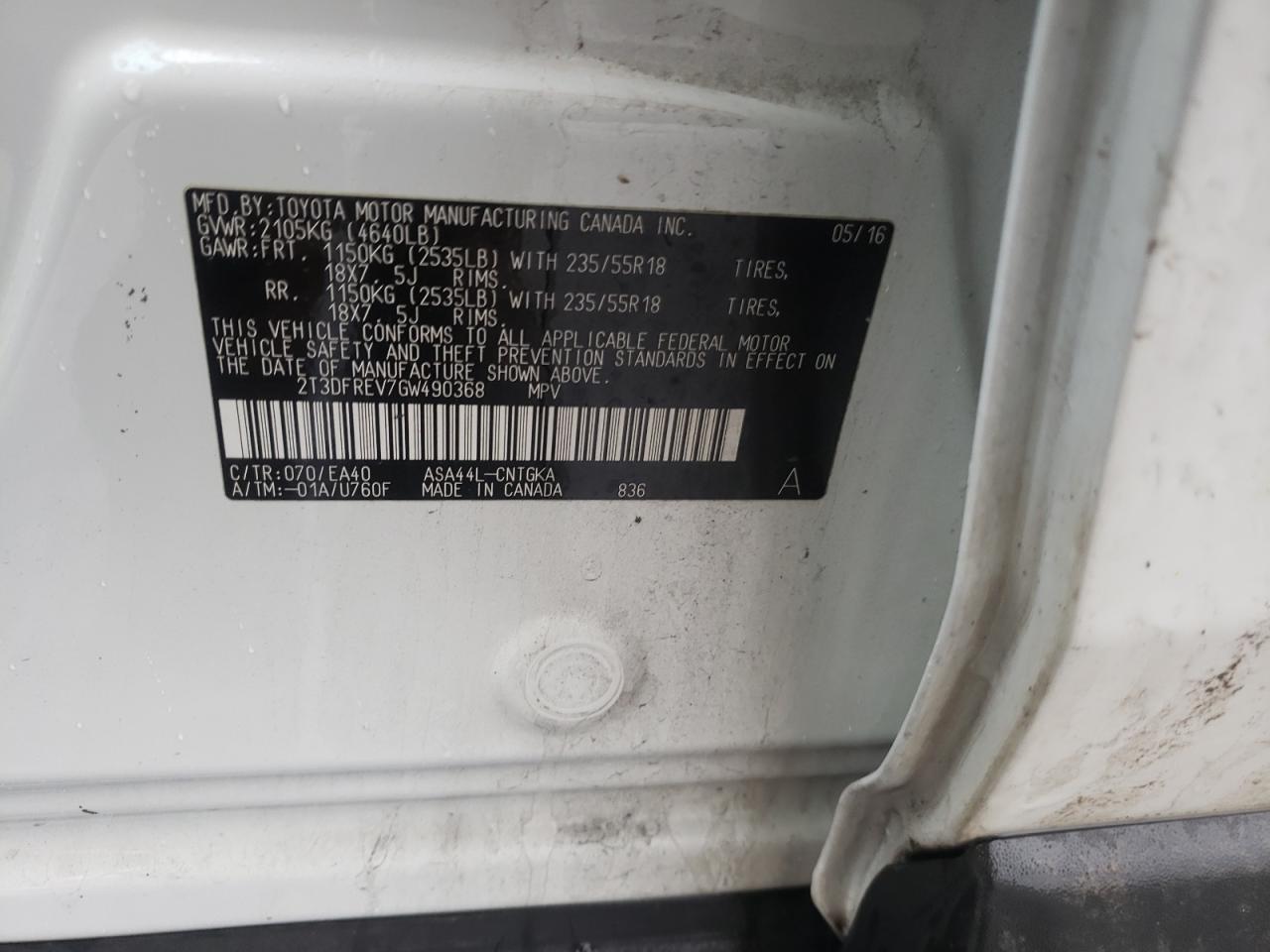 Photo 10 from auction – 2016 TOYOTA RAV4 LIMIT with VIN 2T3DFREV7GW490368