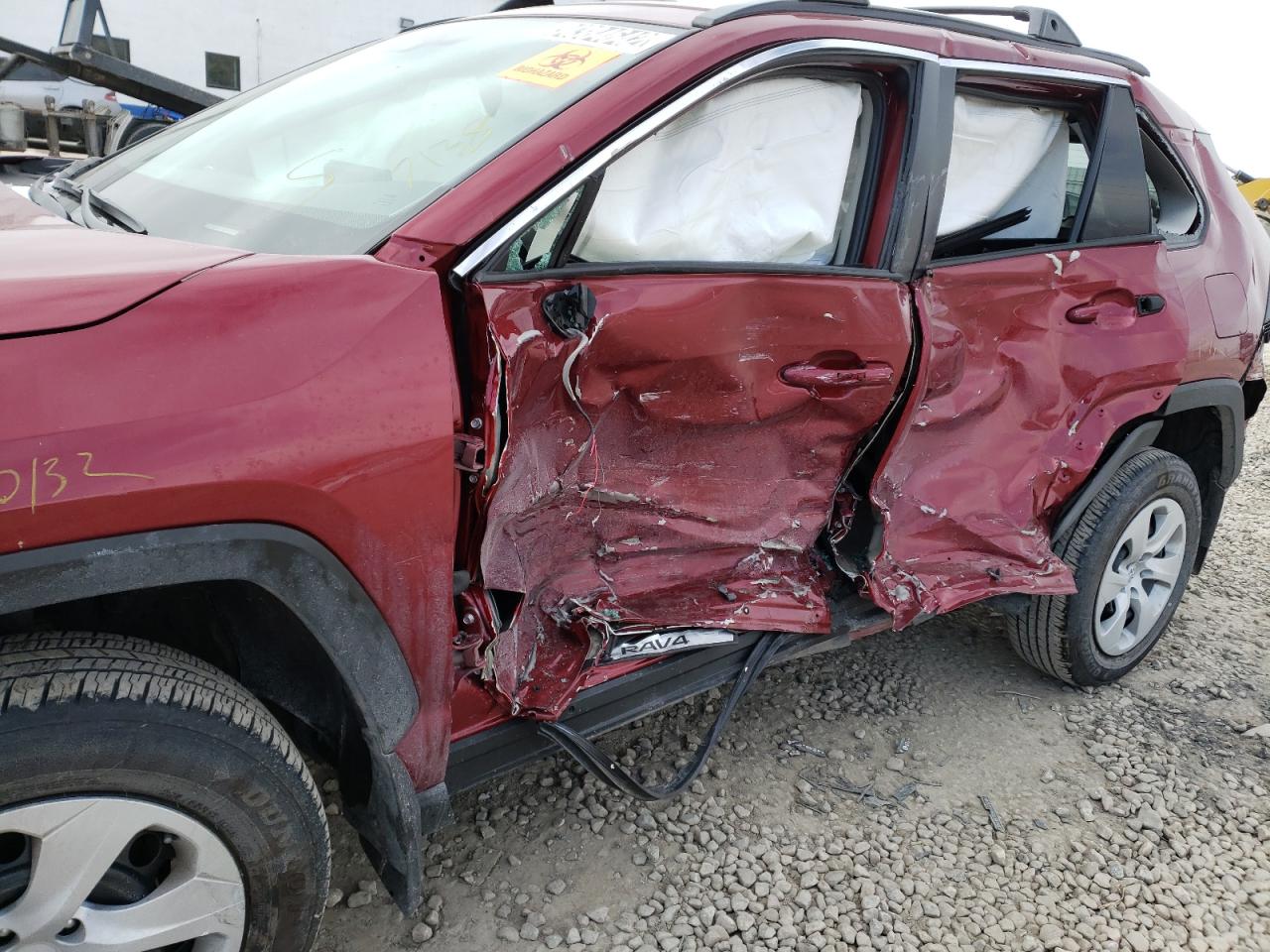 Photo 10 from auction – 2021 TOYOTA RAV4 LE with VIN 2T3F1RFV4MW172998