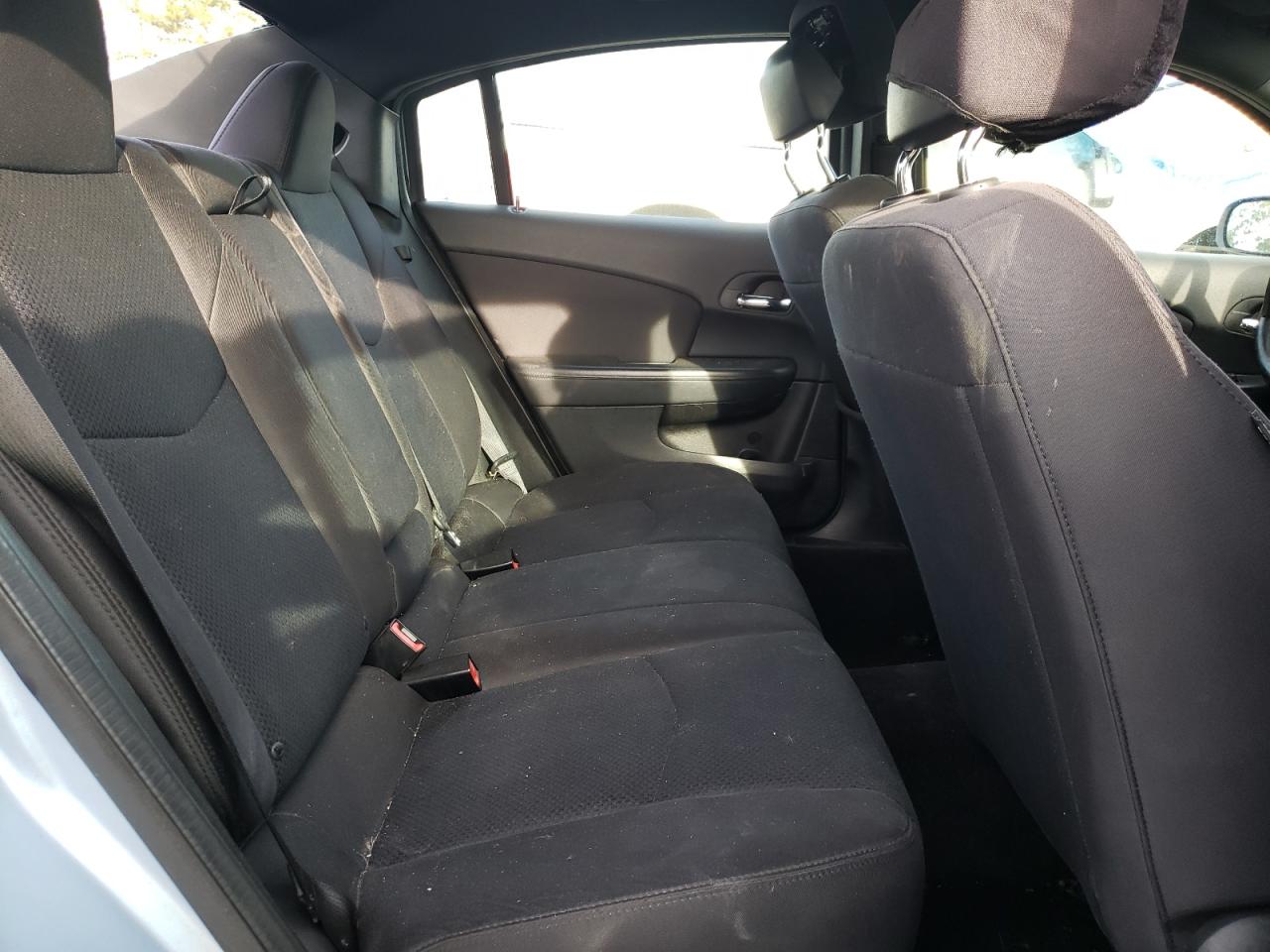 Photo 6 from auction – 2013 CHRYSLER 200 TOURIN with VIN 1C3CCBBB2DN744582