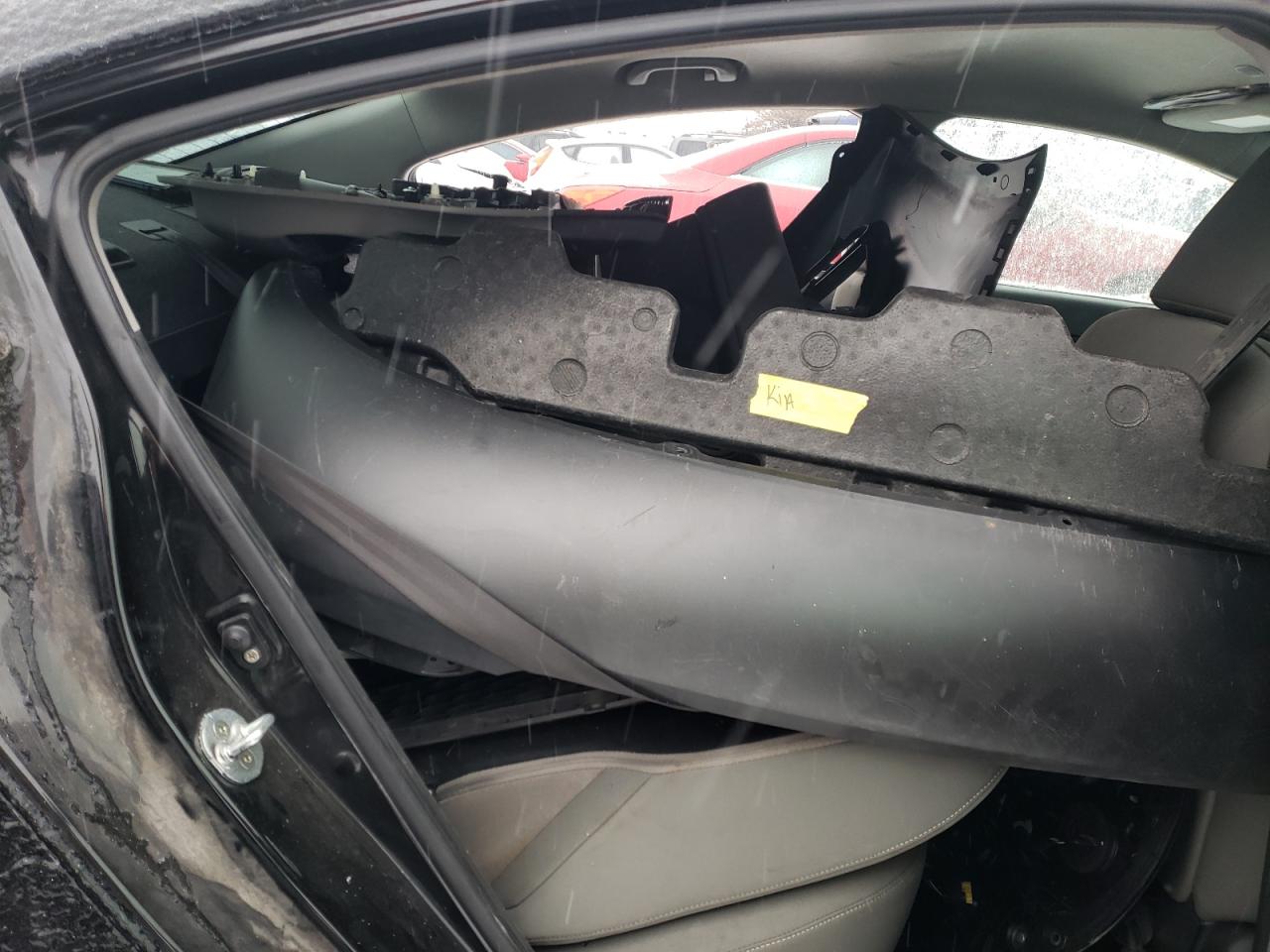 Photo 6 from auction – 2016 KIA FORTE LX with VIN KNAFK4A67G5538851