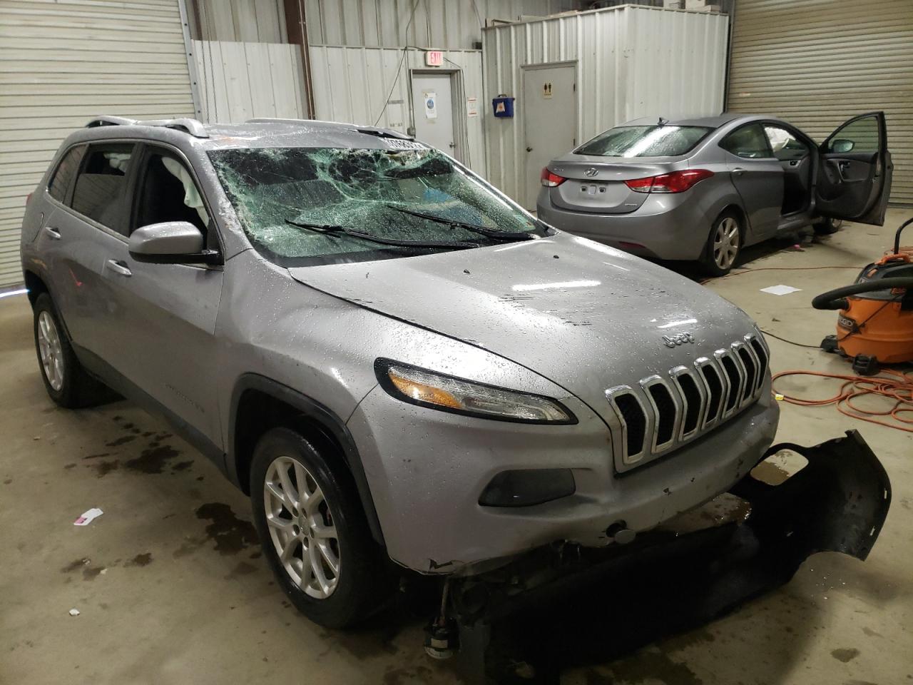 Photo 1 from auction – 2014 JEEP CHEROKEE L with VIN 1C4PJLCB4EW186561