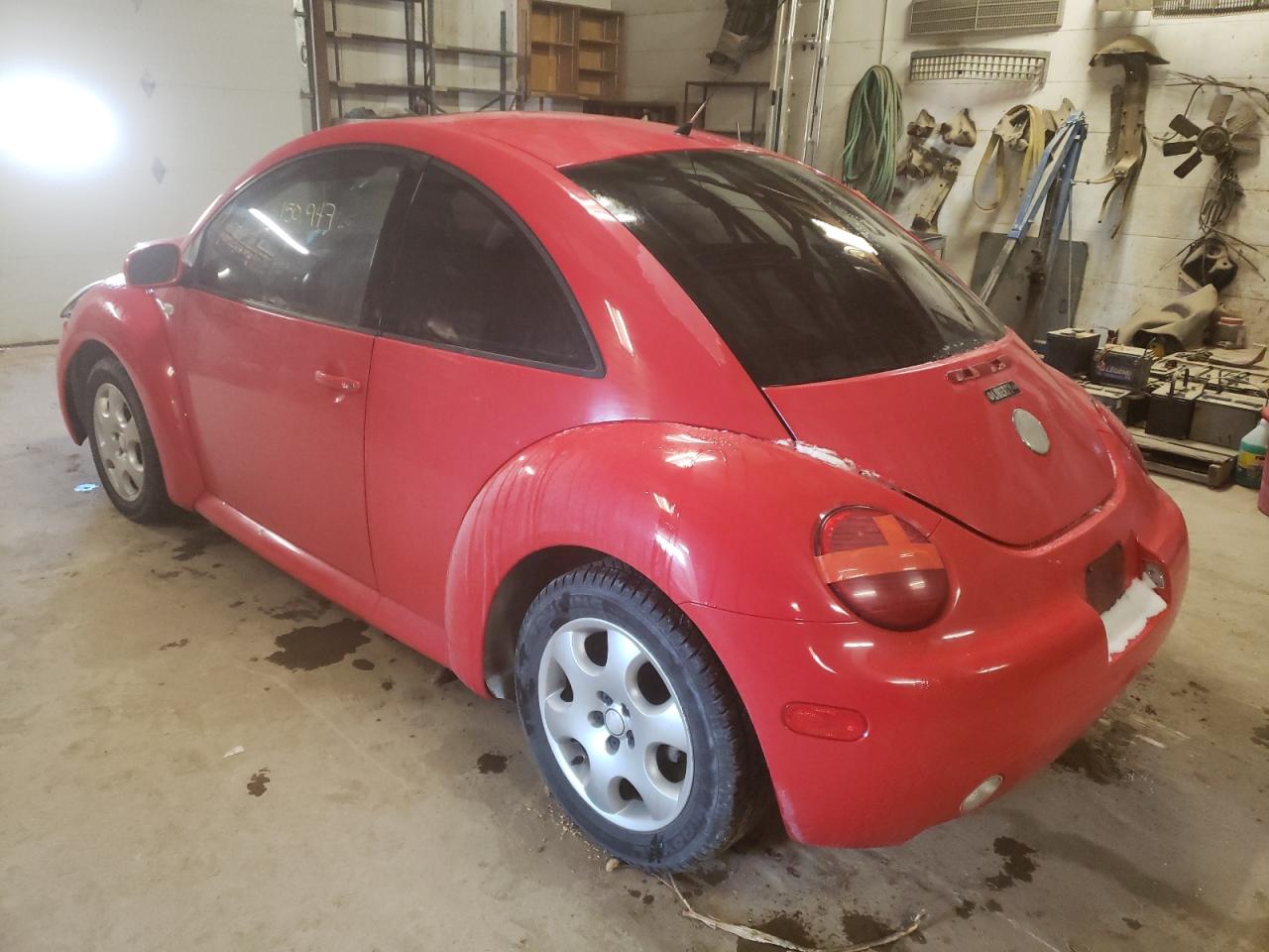 Photo 3 from auction – 2002 VOLKSWAGEN NEW BEETLE with VIN 3VWCB21C22M436311