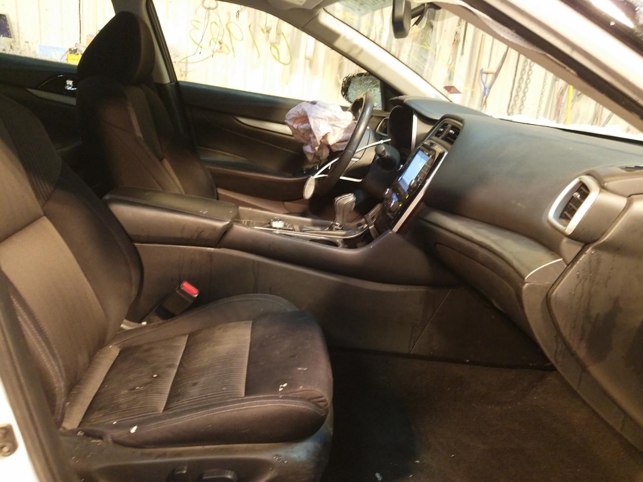 Photo 5 from auction – 2017 NISSAN MAXIMA 3.5 with VIN 1N4AA6AP8HC366031