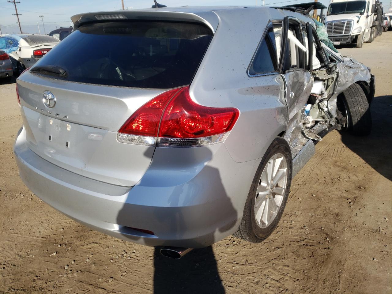 Photo 4 from auction – 2011 TOYOTA VENZA with VIN 4T3ZA3BB8BU043181