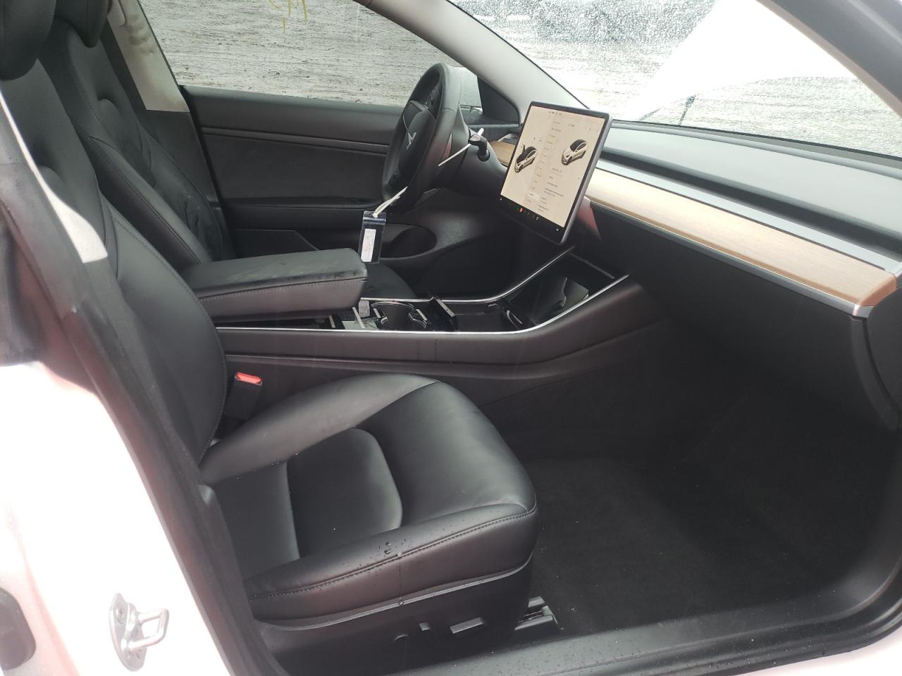 Photo 5 from auction – 2020 TESLA MODEL 3 with VIN 5YJ3E1EA4LF737018