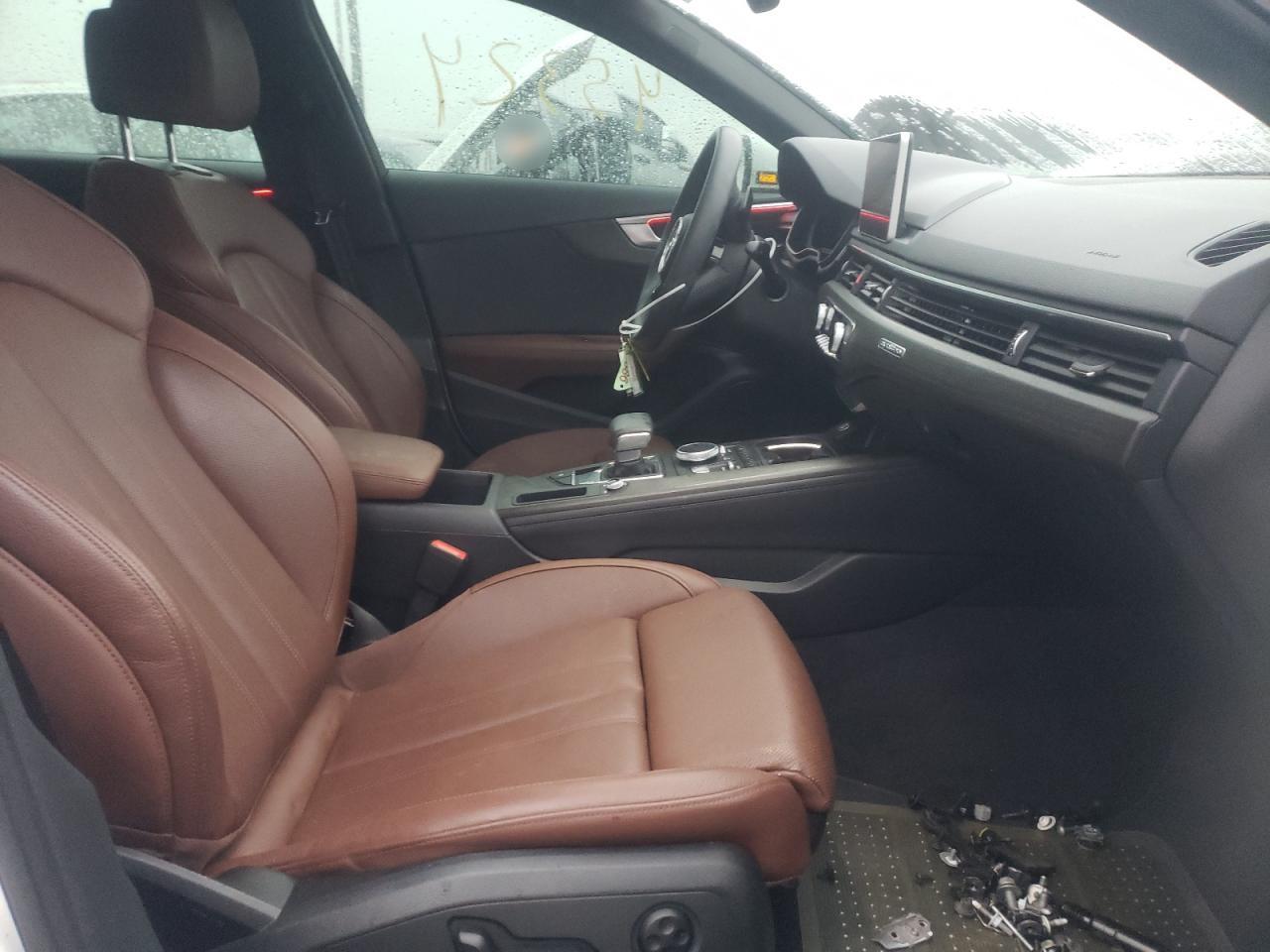 Photo 5 from auction – 2019 AUDI A4 PREMIUM with VIN WAUENAF47KA066403