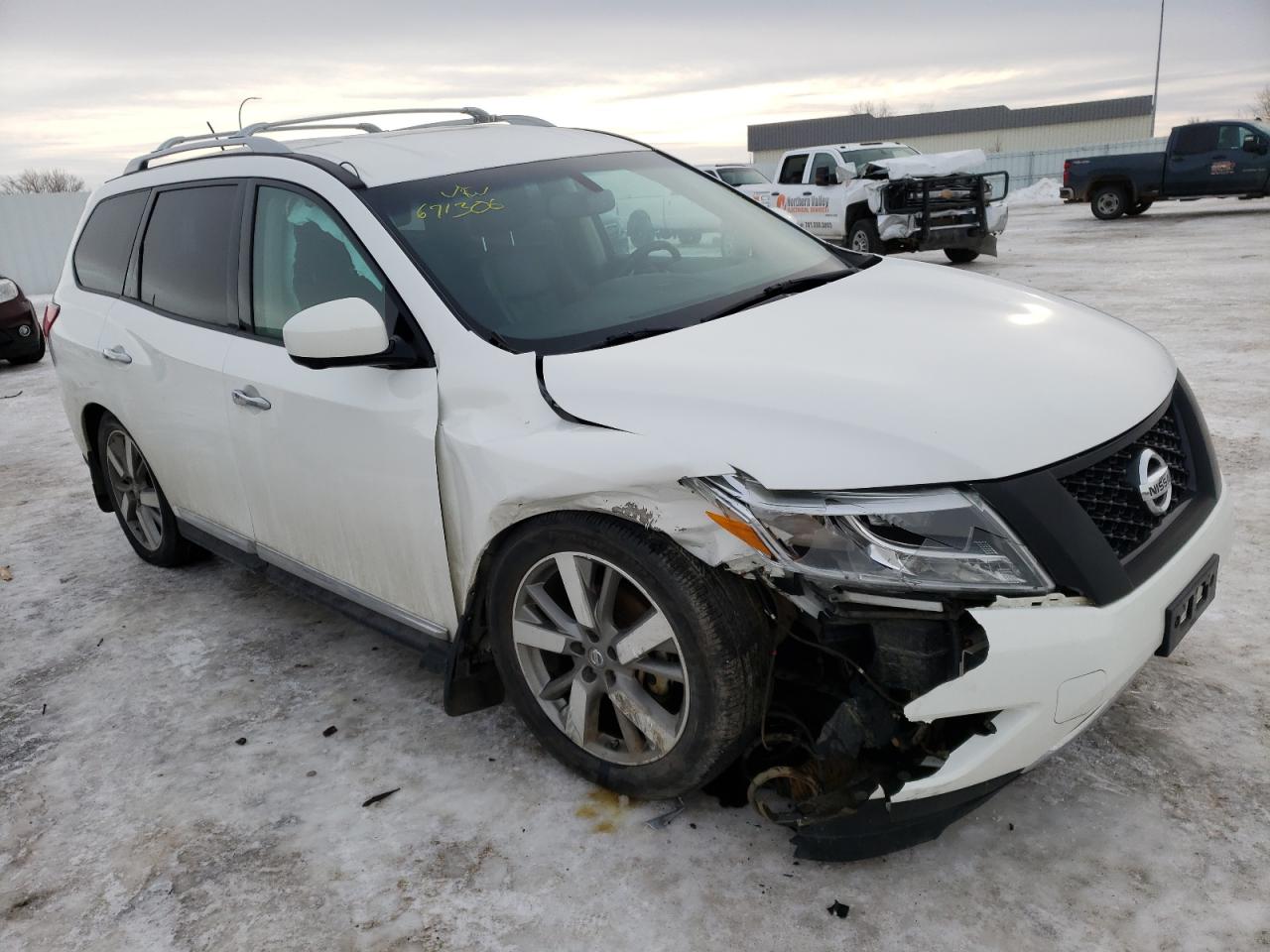 NISSAN PATHFINDER 2013 with VIN 5N1AR2MM8DC671306 - Photo from auction