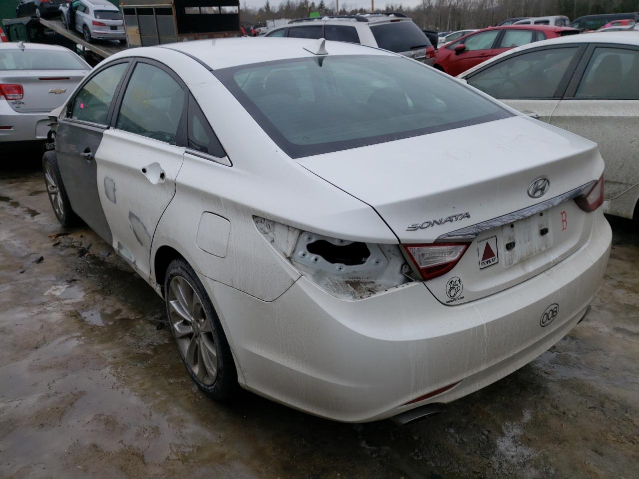 Photo 3 from auction – 2011 HYUNDAI SONATA SE with VIN 5NPEC4ACXBH277595