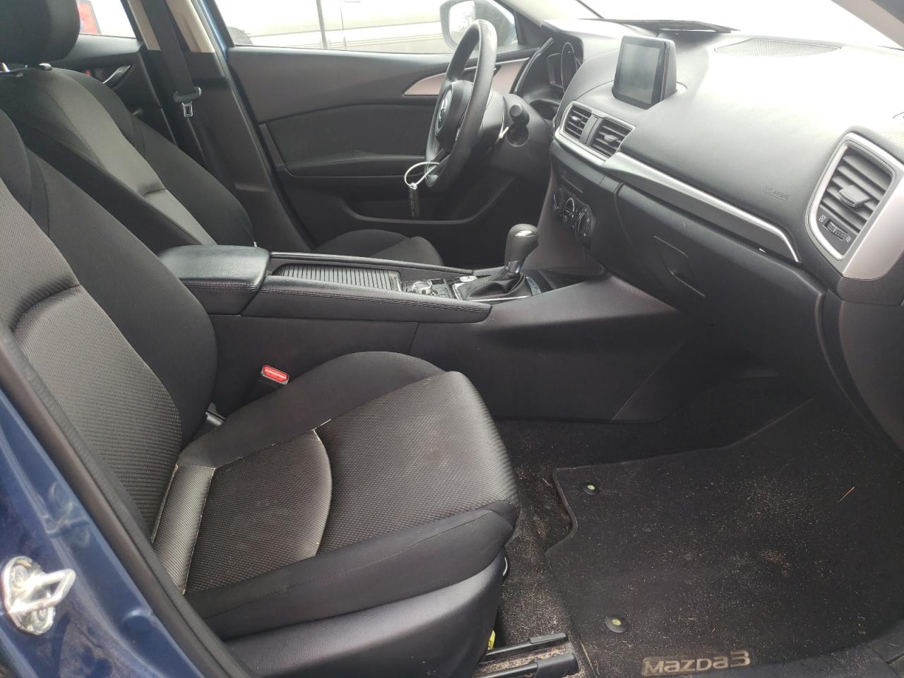 Photo 5 from auction – 2017 MAZDA 3 SPORT with VIN 3MZBN1U74HM111468
