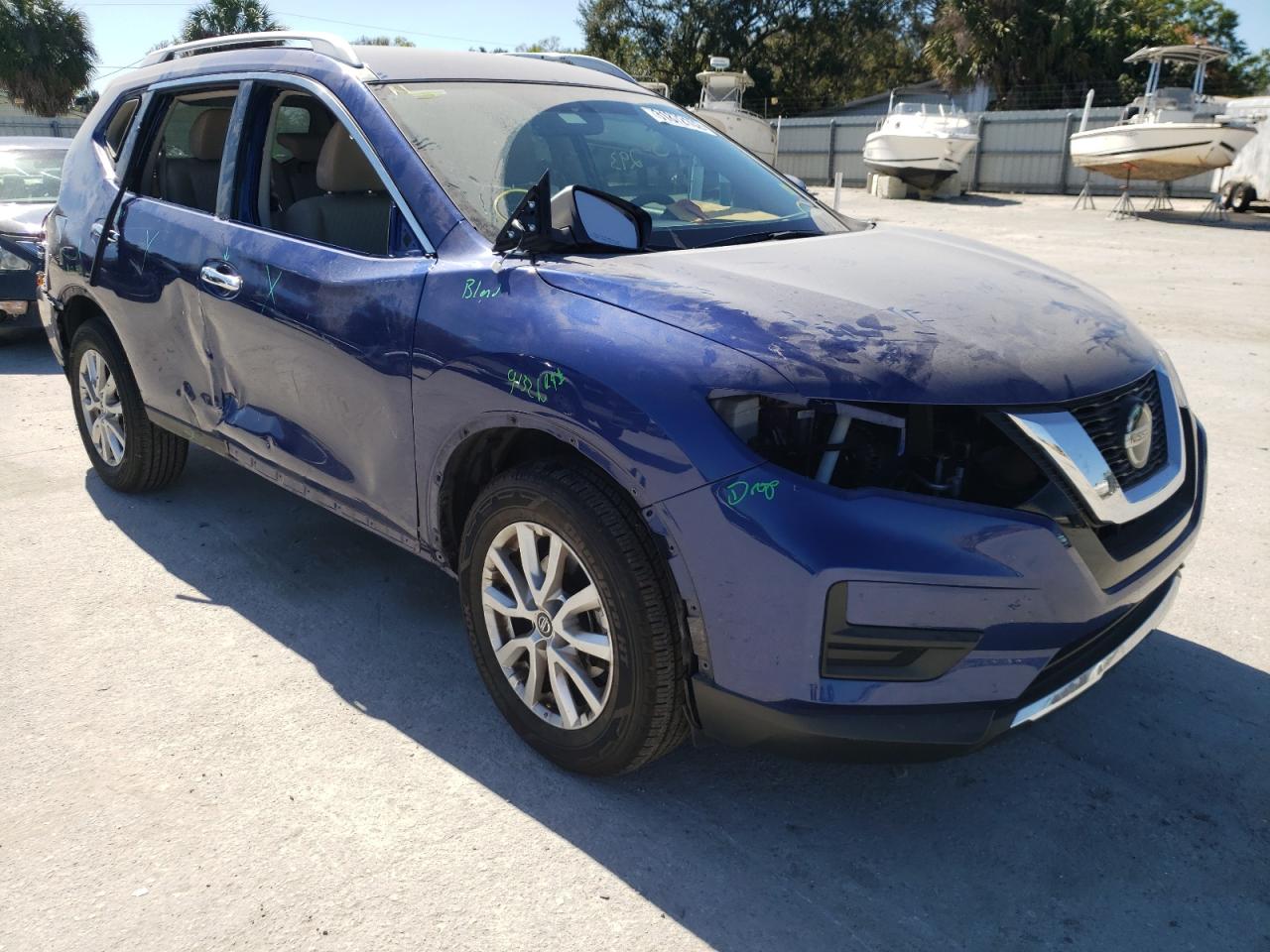 NISSAN ROGUE S 2018 with VIN KNMAT2MT1JP615371 - Photo from auction