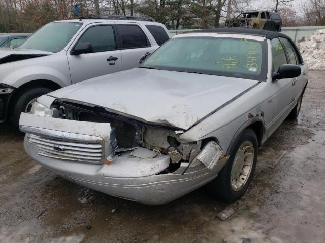 Photo 2 from auction – 2001 FORD CROWN VICT with VIN 2FAFP74W71X140973