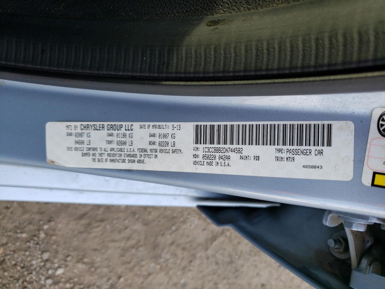 Photo 10 from auction – 2013 CHRYSLER 200 TOURIN with VIN 1C3CCBBB2DN744582