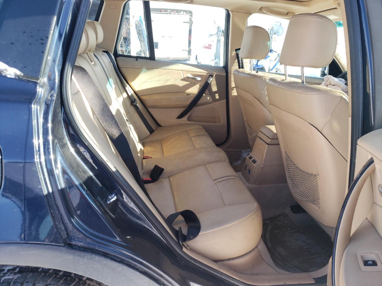 Photo 6 from auction – 2007 BMW X3 3.0SI with VIN WBXPC934X7WF00365