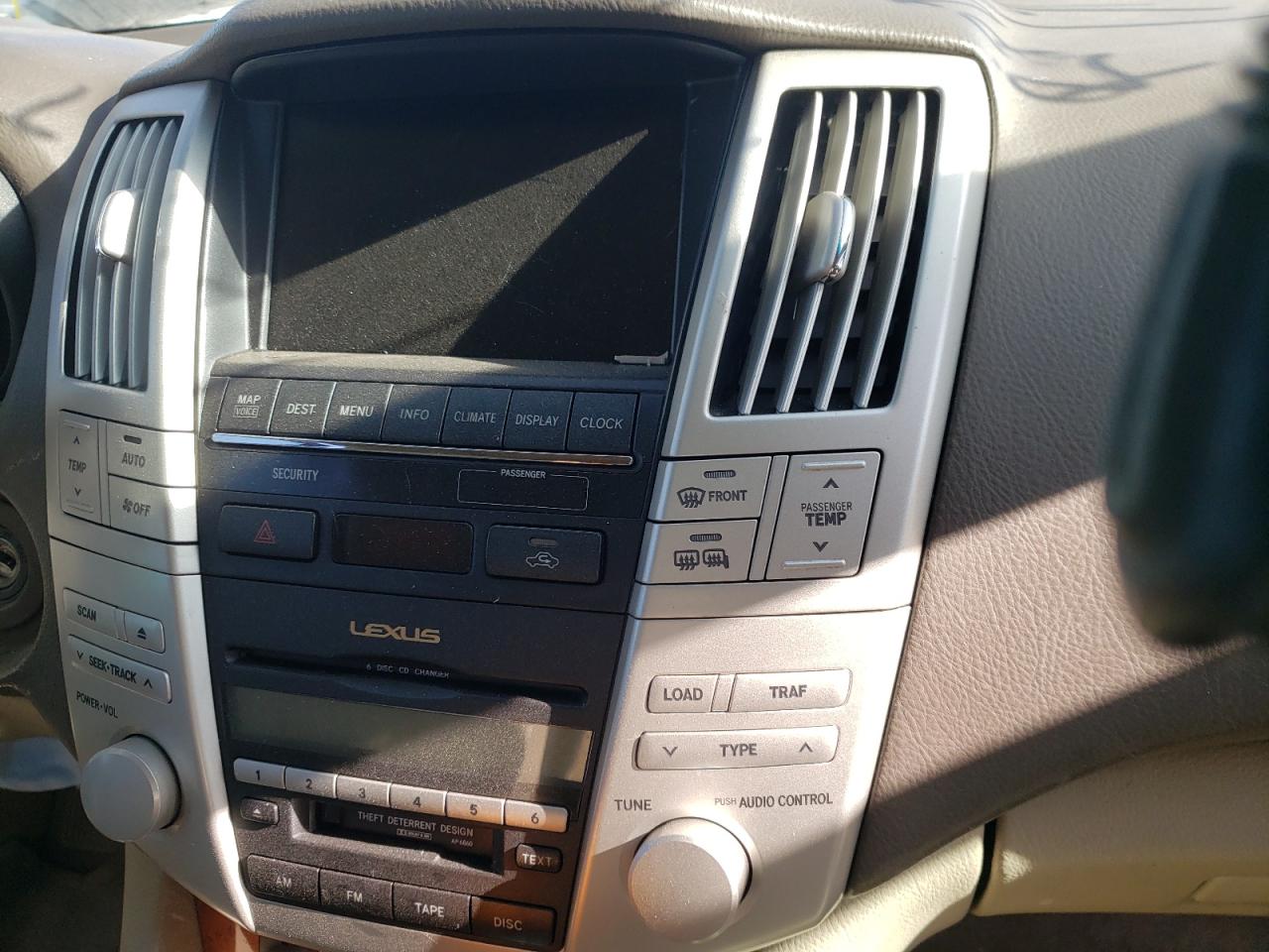 Photo 9 from auction – 2006 LEXUS RX 330 with VIN 2T2HA31U66C092292