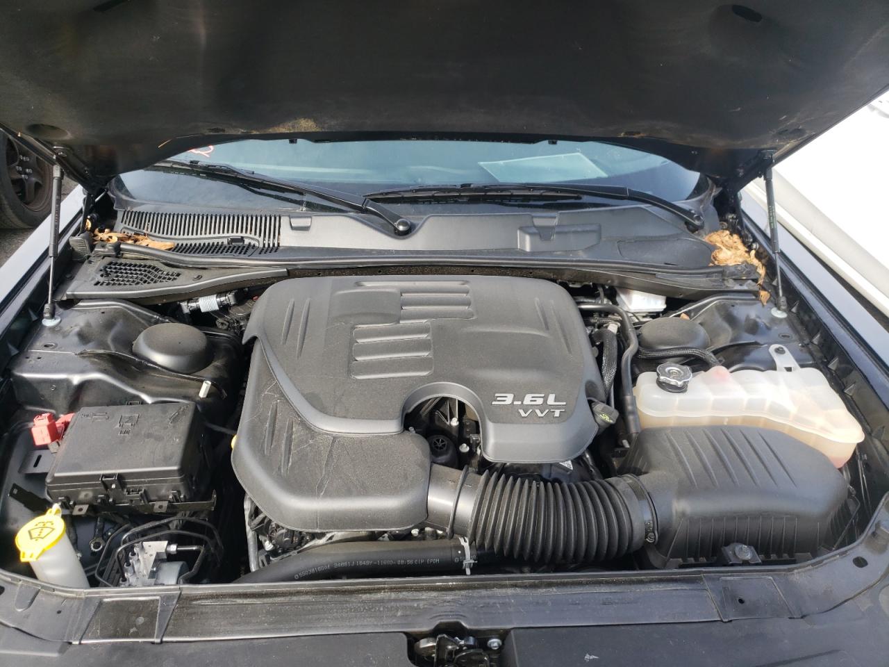 Photo 7 from auction – 2019 DODGE CHALLENGER with VIN 2C3CDZAG3KH677791