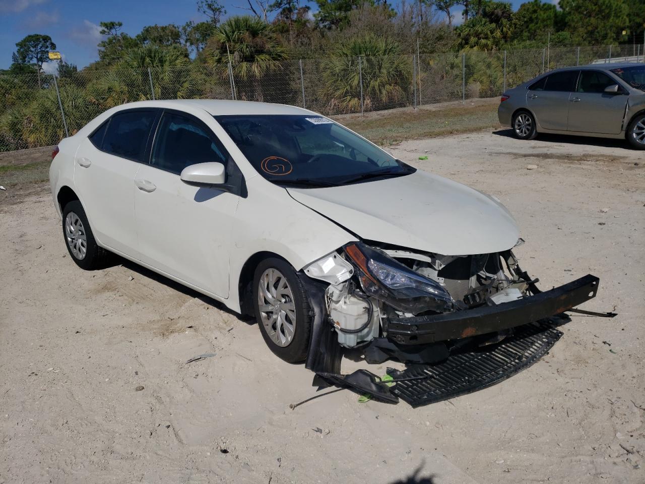 Photo 1 from auction – 2017 TOYOTA COROLLA L with VIN 5YFBURHE0HP648599