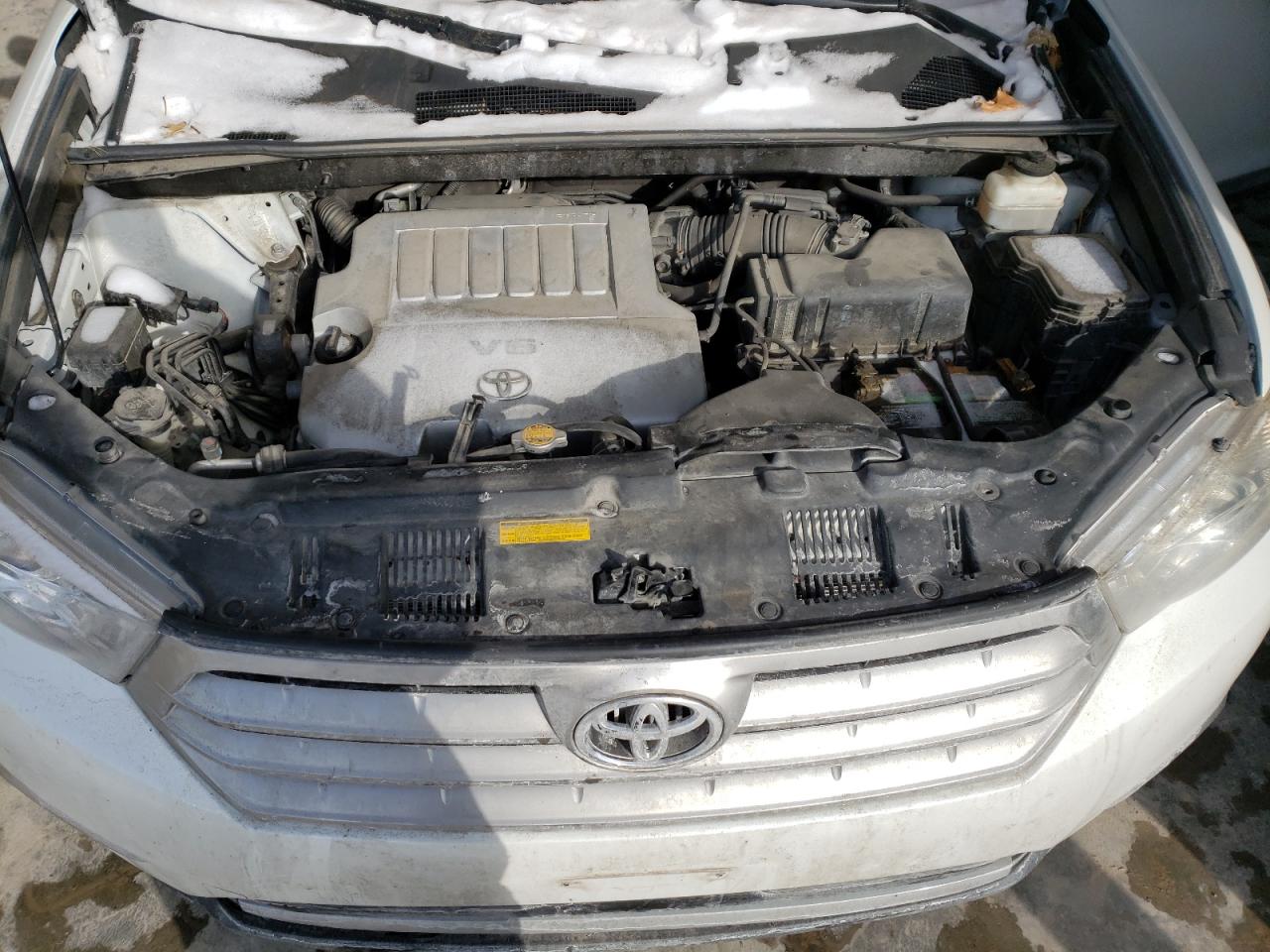 Photo 7 from auction – 2013 TOYOTA HIGHLANDER with VIN 5TDBK3EH4DS237449