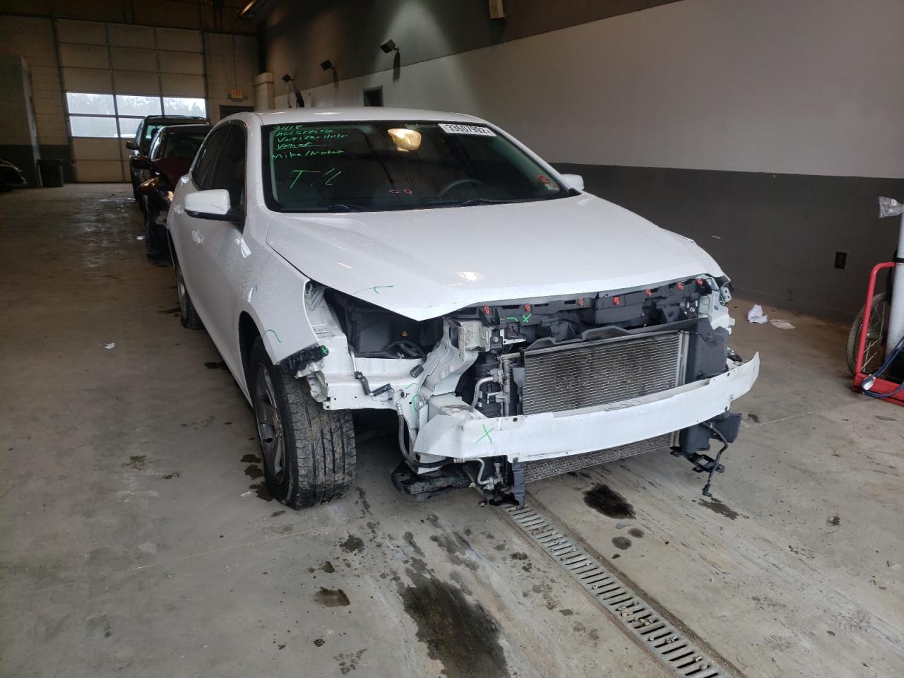 Photo 9 from auction – 2016 CHEVROLET MALIBU LIM with VIN 1G11C5SA6GF147969
