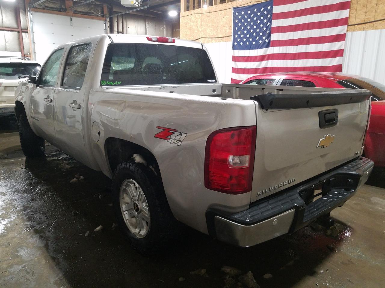 Photo 3 from auction – 2009 CHEVROLET SILVERADO with VIN 2GCEK33M591130499