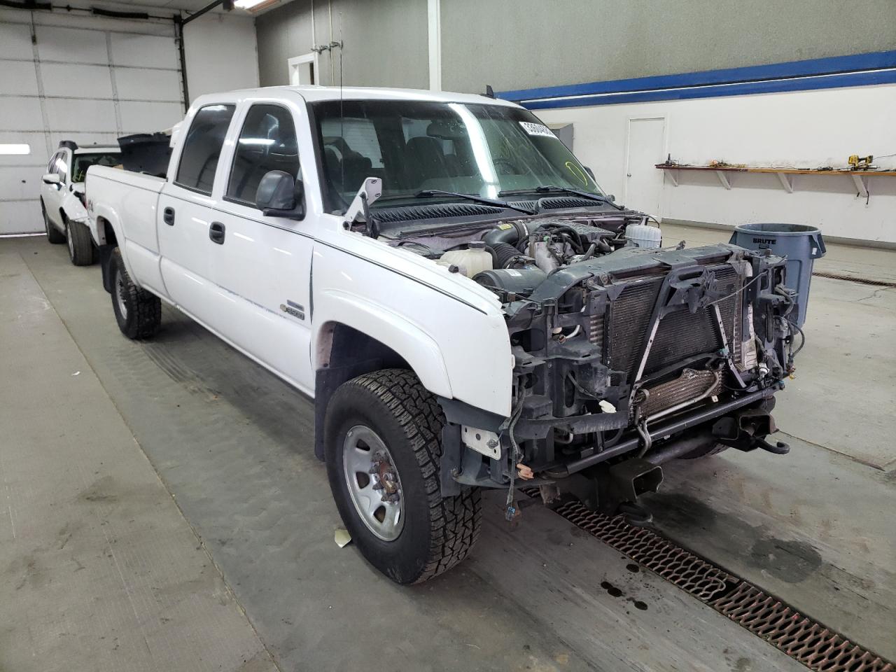 CHEVROLET SILVERADO 2006 with VIN 1GCHK33D86F180072 - Photo from auction