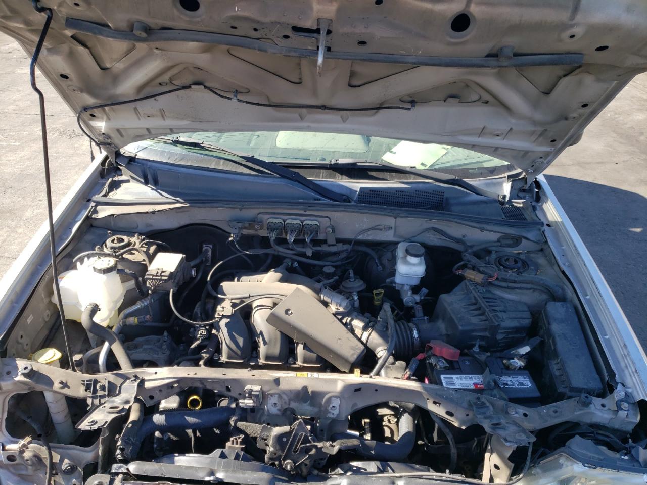 Photo 7 from auction – 2008 FORD ESCAPE XLT with VIN 1FMCU03118KB14431