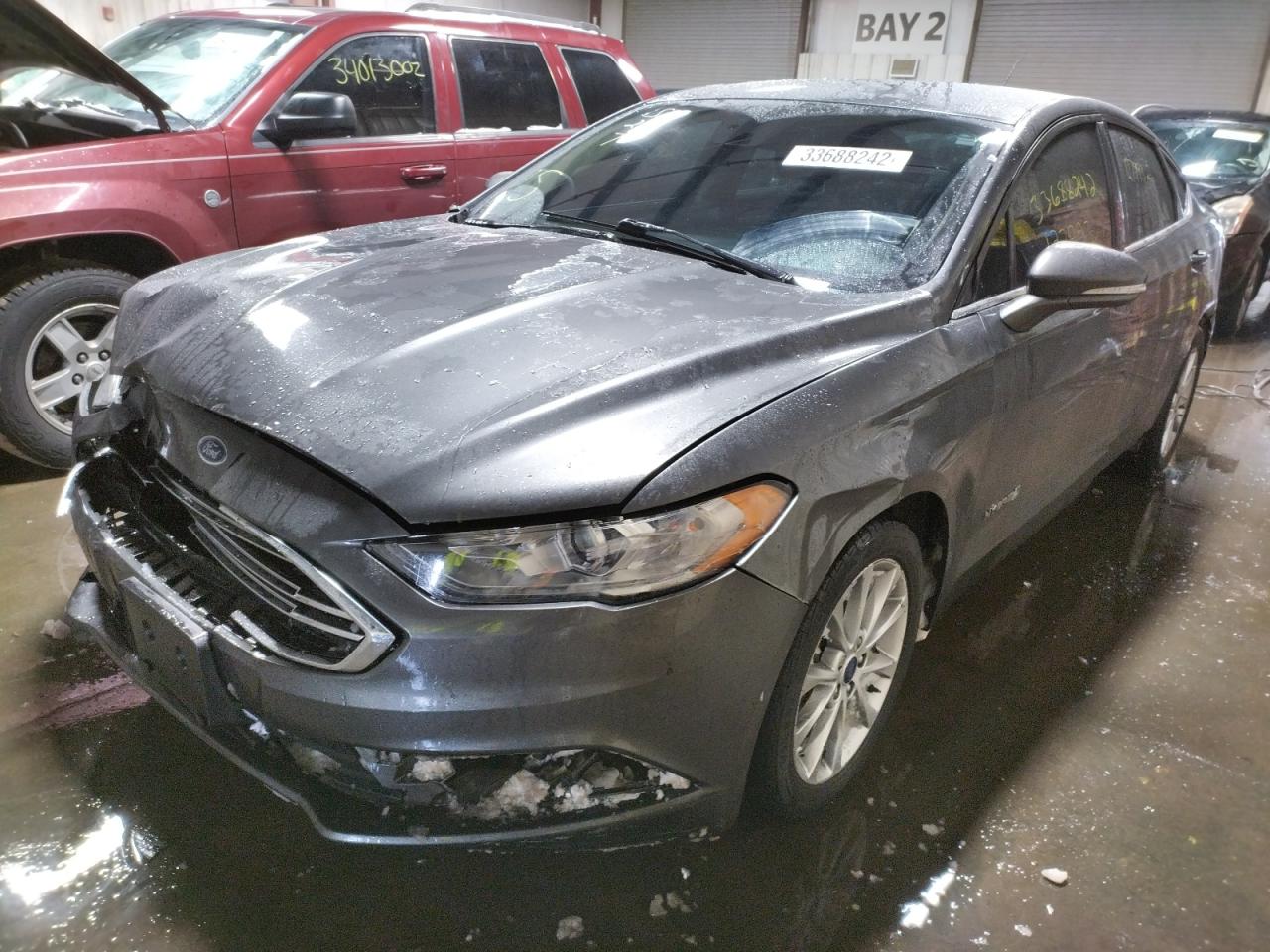 Photo 2 from auction – 2017 FORD FUSION with VIN 3FA6P0LU8HR151108