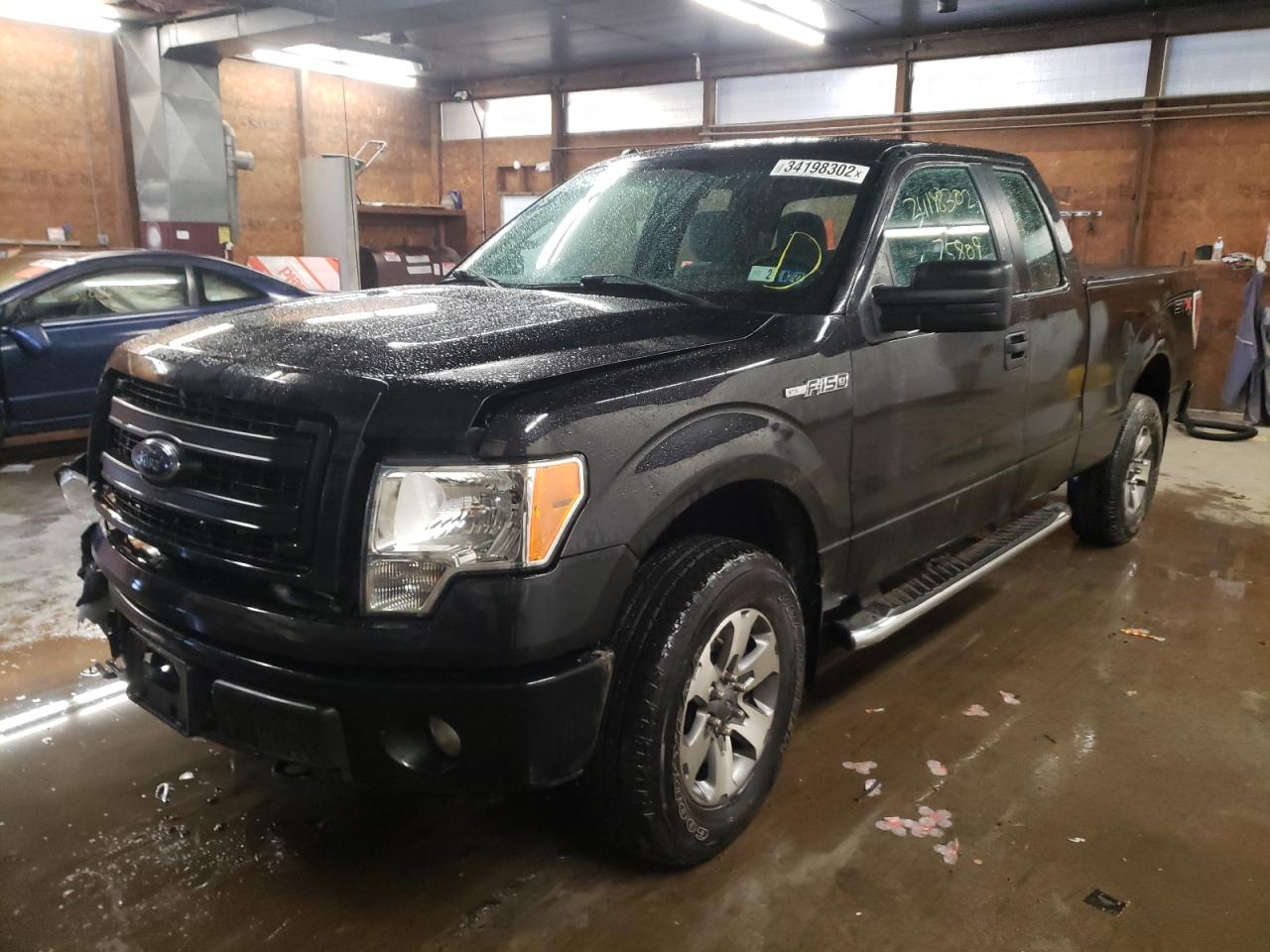 Photo 2 from auction – 2013 FORD F150 SUPER with VIN 1FTFX1EF3DFD01907