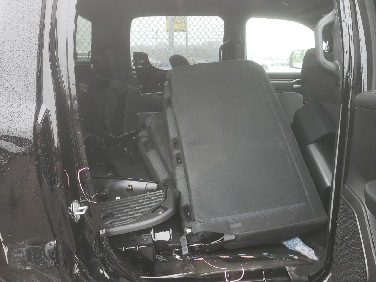 Photo 6 from auction – 2022 RAM 1500 BIG H with VIN 1C6SRFMT5NN210472