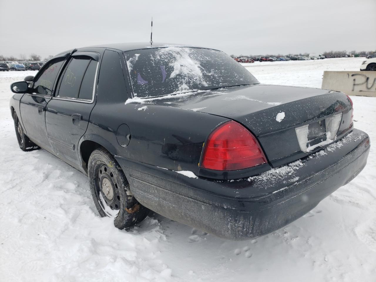 Photo 3 from auction – 2011 FORD CROWN VICT with VIN 2FABP7BV4BX143579
