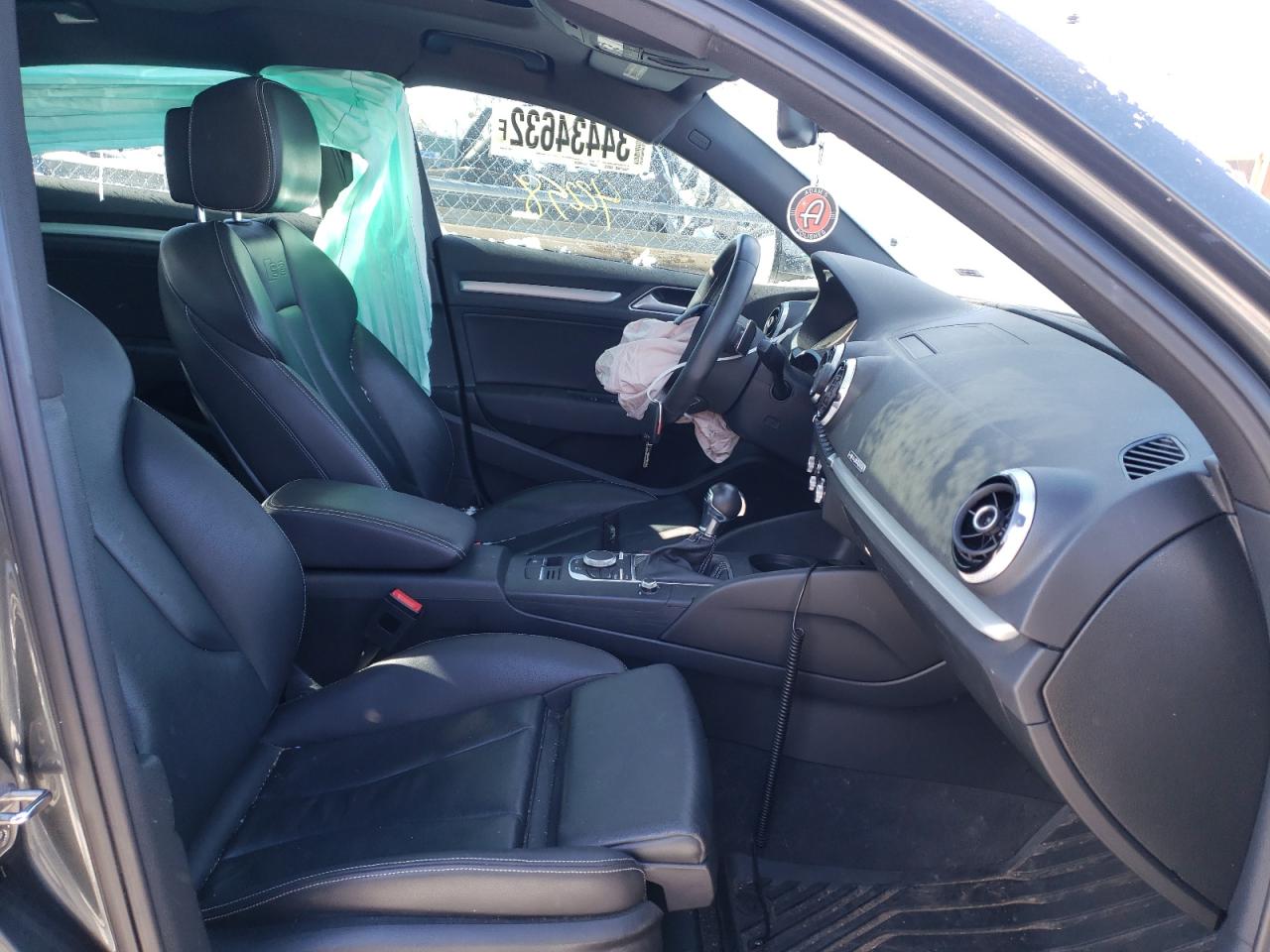 Photo 5 from auction – 2016 AUDI S3 PREMIUM with VIN WAUB1GFF0G1075860