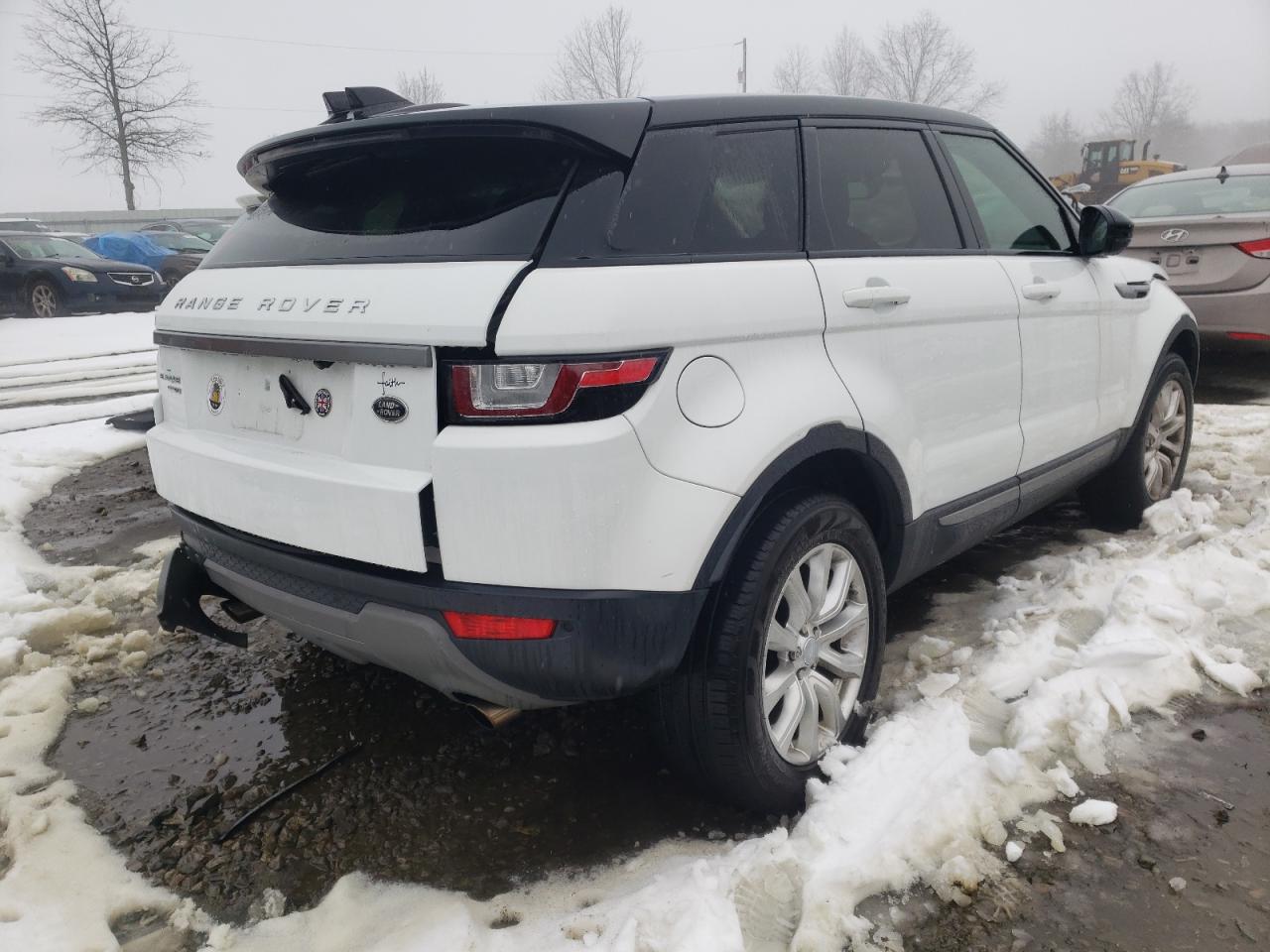 Photo 4 from auction – 2017 LAND ROVER RANGE ROVE with VIN SALVP2BG7HH223598