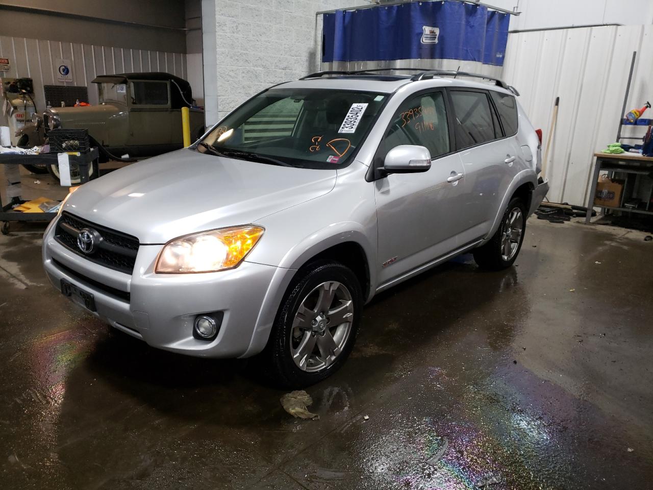 Photo 2 from auction – 2010 TOYOTA RAV4 SPORT with VIN JTMRF4DV9A5035305