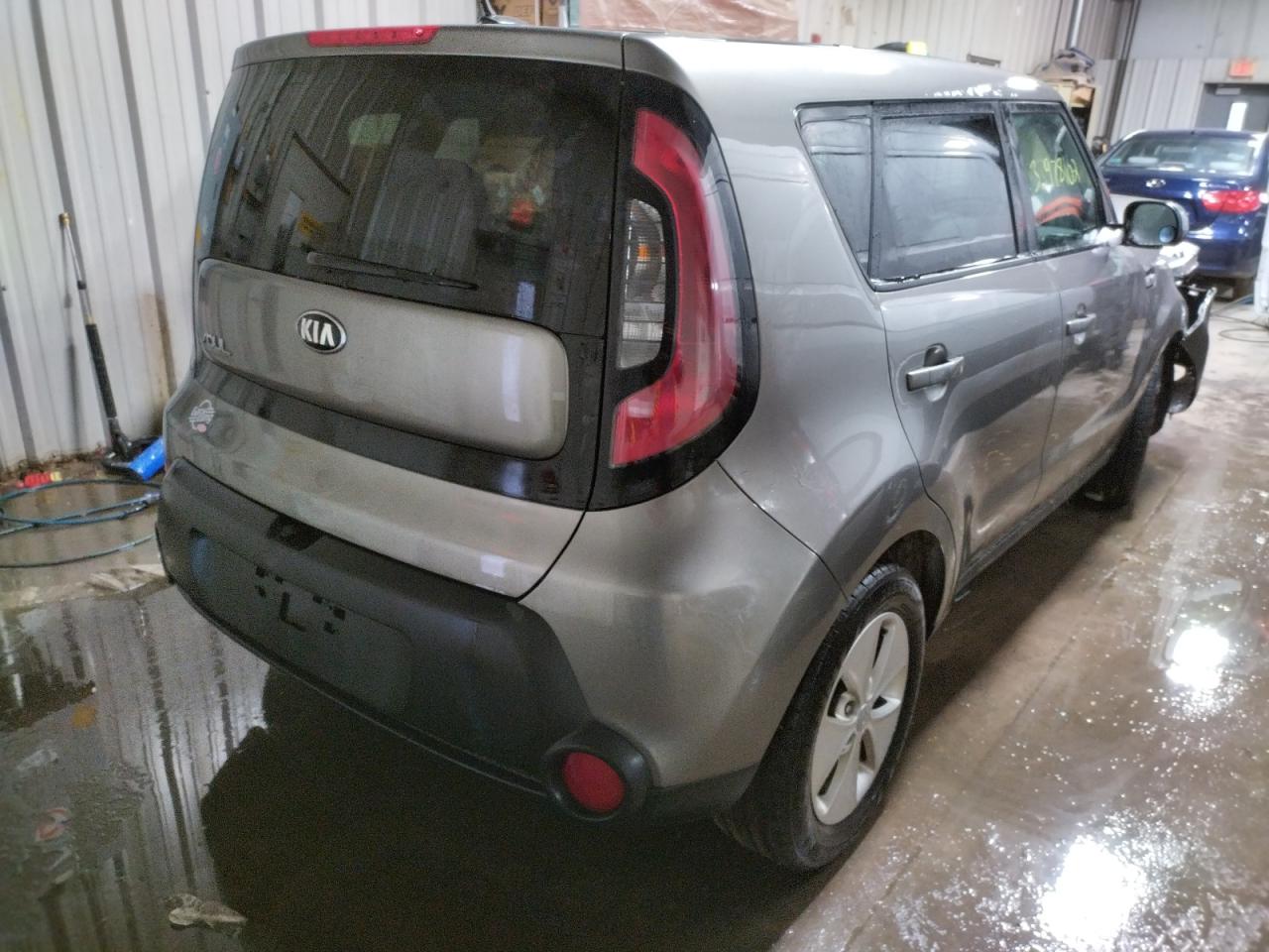 Photo 4 from auction – 2016 KIA SOUL with VIN KNDJN2A26G7267338