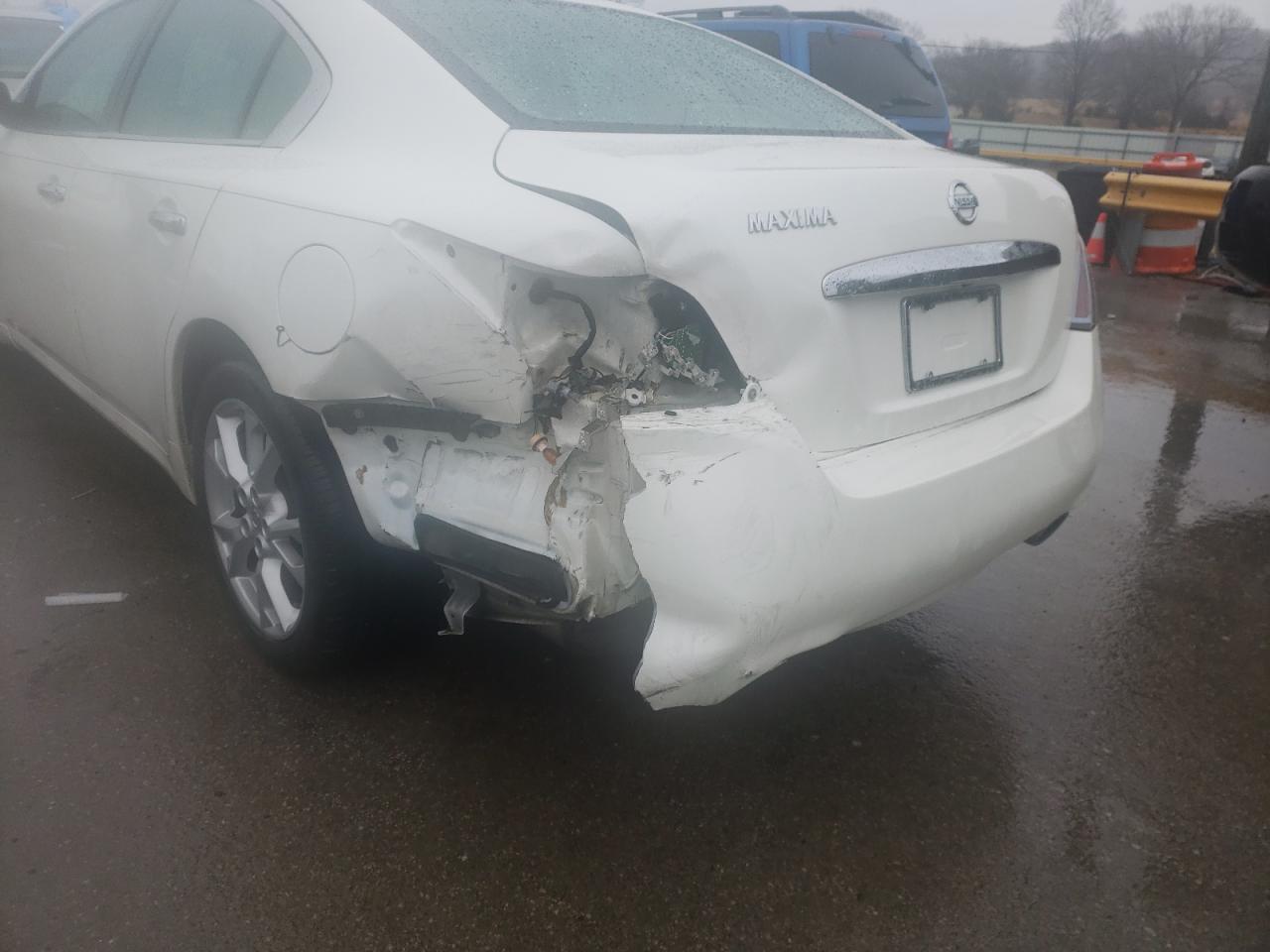 Photo 9 from auction – 2012 NISSAN MAXIMA S with VIN 1N4AA5AP0CC807055