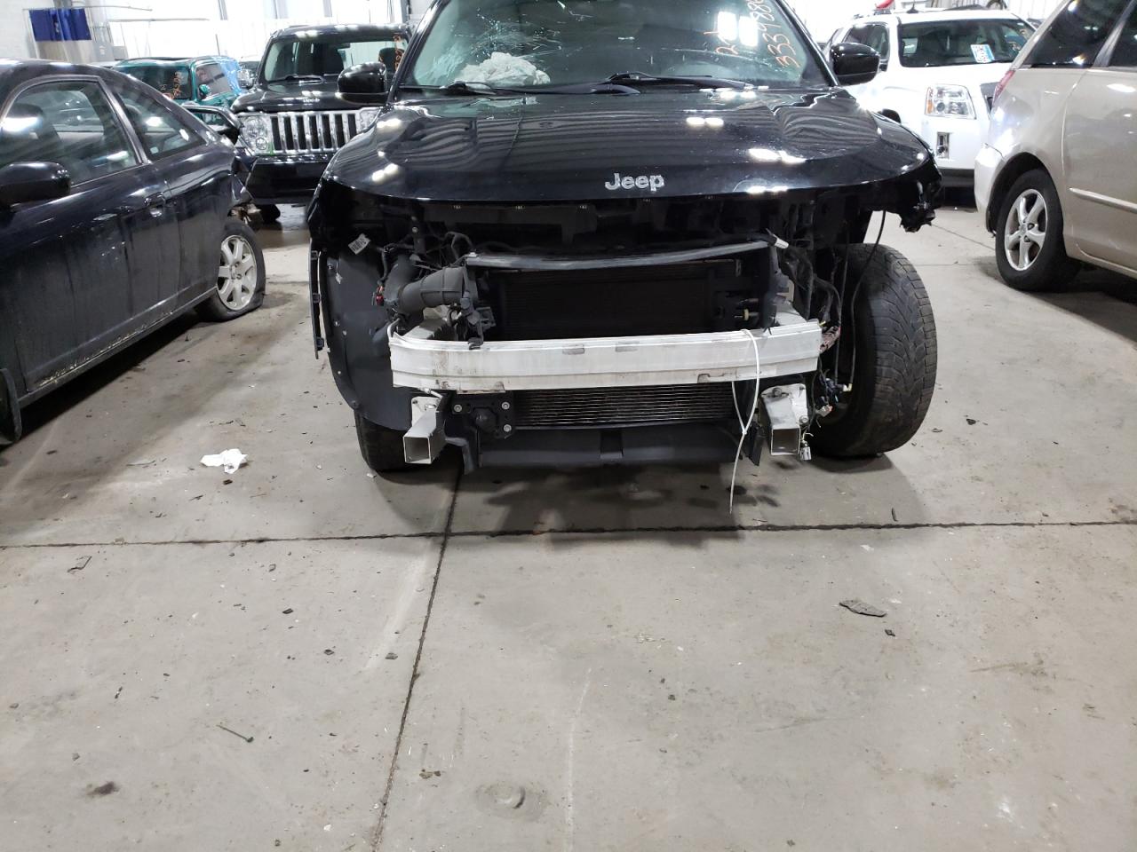 Photo 9 from auction – 2018 JEEP COMPASS LA with VIN 3C4NJDBB0JT393771