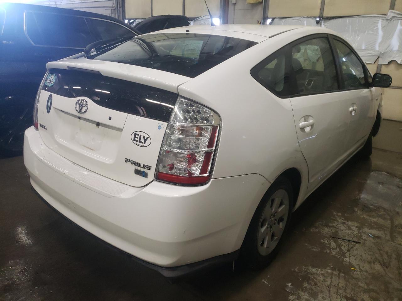 Photo 4 from auction – 2008 TOYOTA PRIUS with VIN JTDKB20U183304501