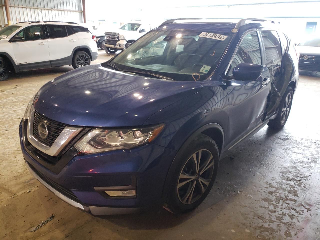 Photo 2 from auction – 2018 NISSAN ROGUE S with VIN 5N1AT2MT9JC845341