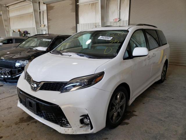 Photo 2 from auction – 2018 TOYOTA SIENNA SE with VIN 5TDXZ3DC3JS938387