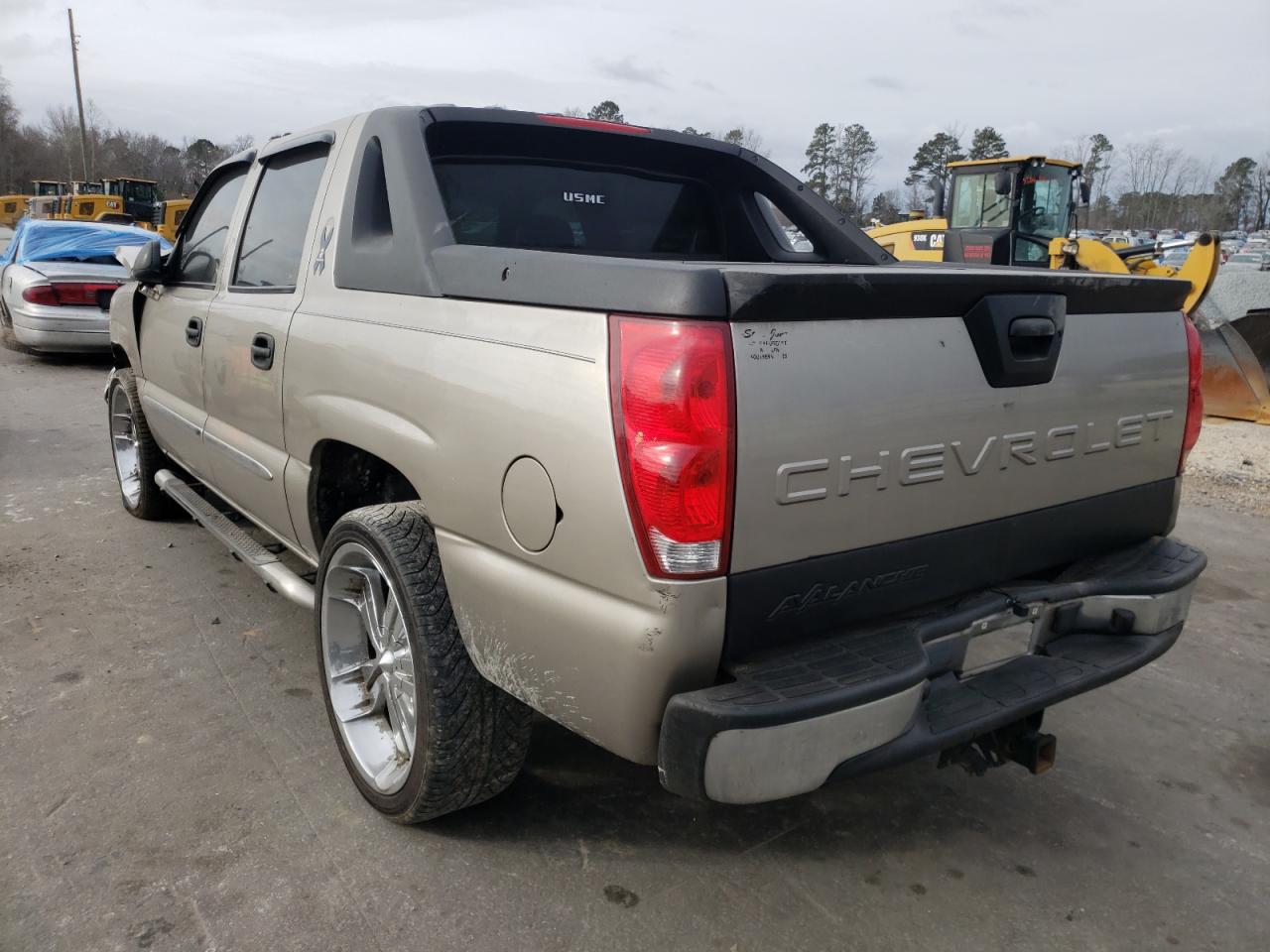 Photo 3 from auction – 2003 CHEVROLET AVALANCHE with VIN 3GNEC13T13G236365