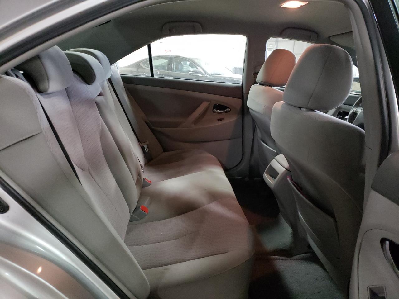 Photo 6 from auction – 2011 TOYOTA CAMRY BASE with VIN 4T1BF3EK7BU699508