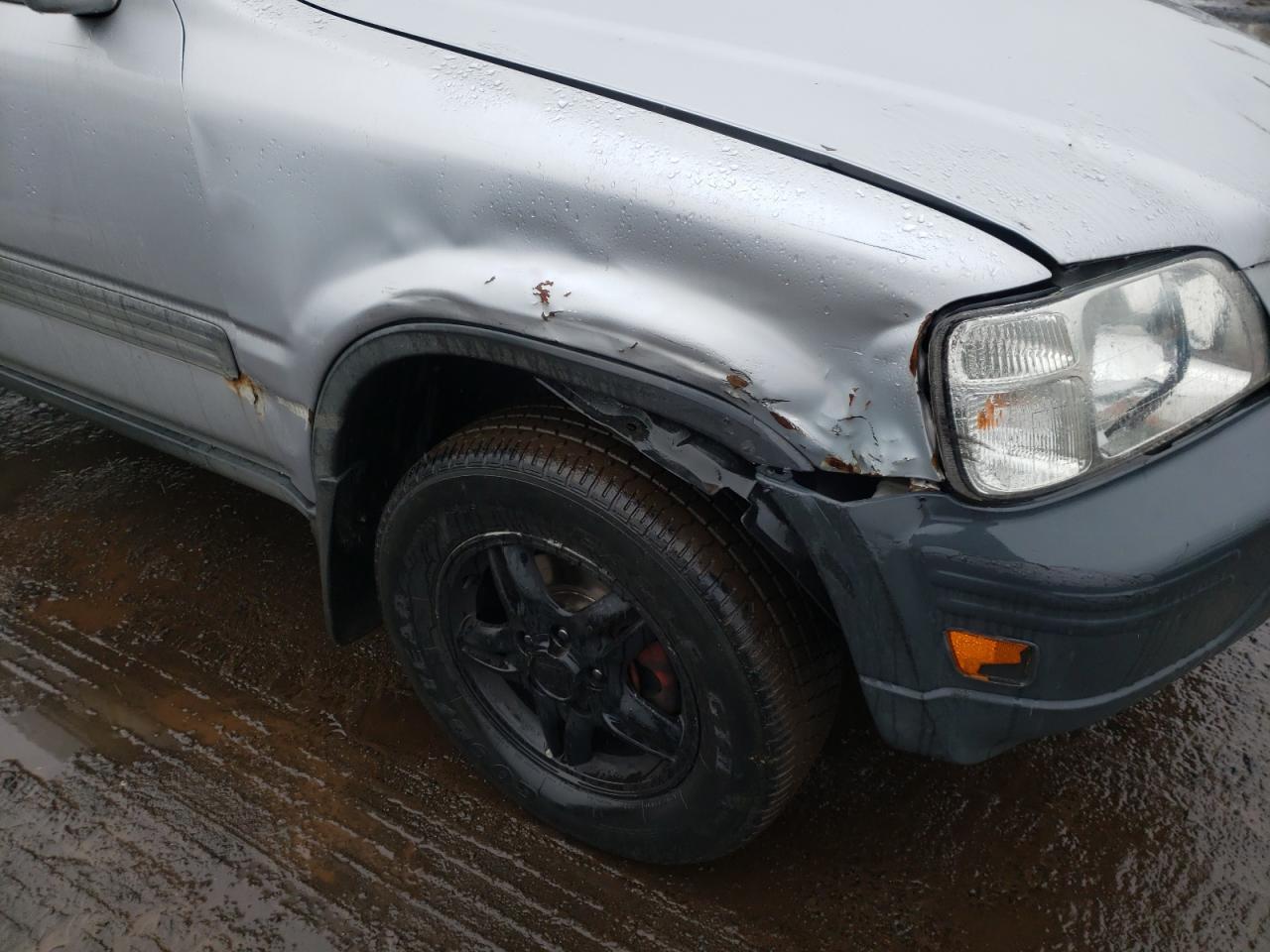 Photo 9 from auction – 2001 HONDA CR-V with VIN JHLRD18601C029852