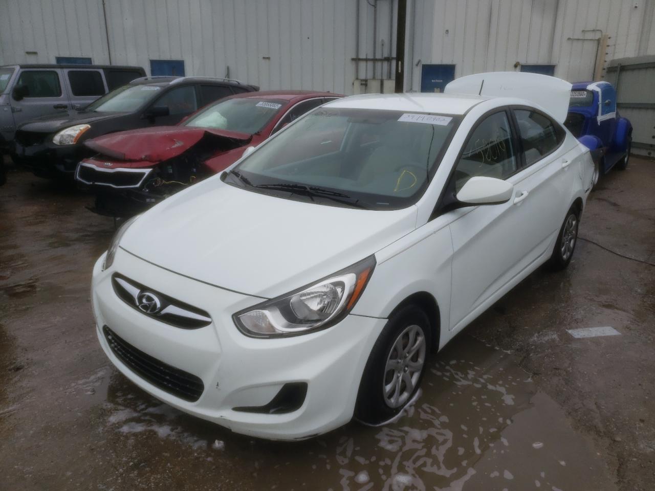 Photo 2 from auction – 2013 HYUNDAI ACCENT GLS with VIN KMHCT4AE2DU310859
