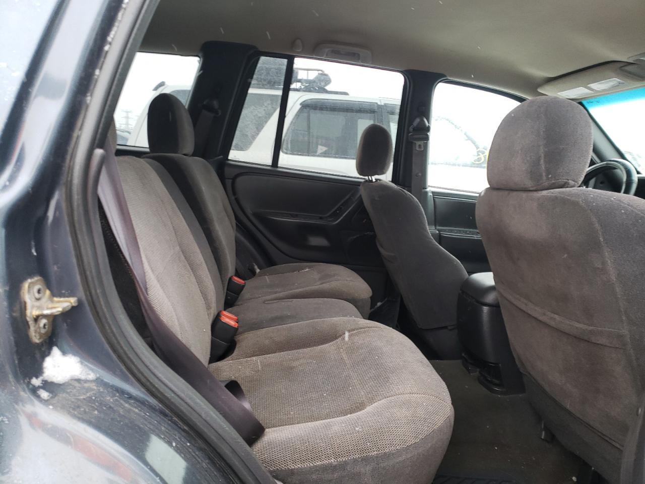 Photo 6 from auction – 2001 JEEP GRAND CHER with VIN 1J4GW48N71C698024